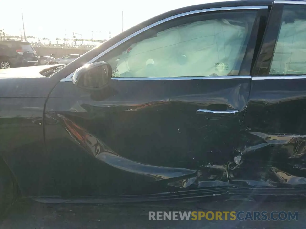 7 fotografías del automóvil dañado WAUABAF44MN006663 AUDI A4 2021