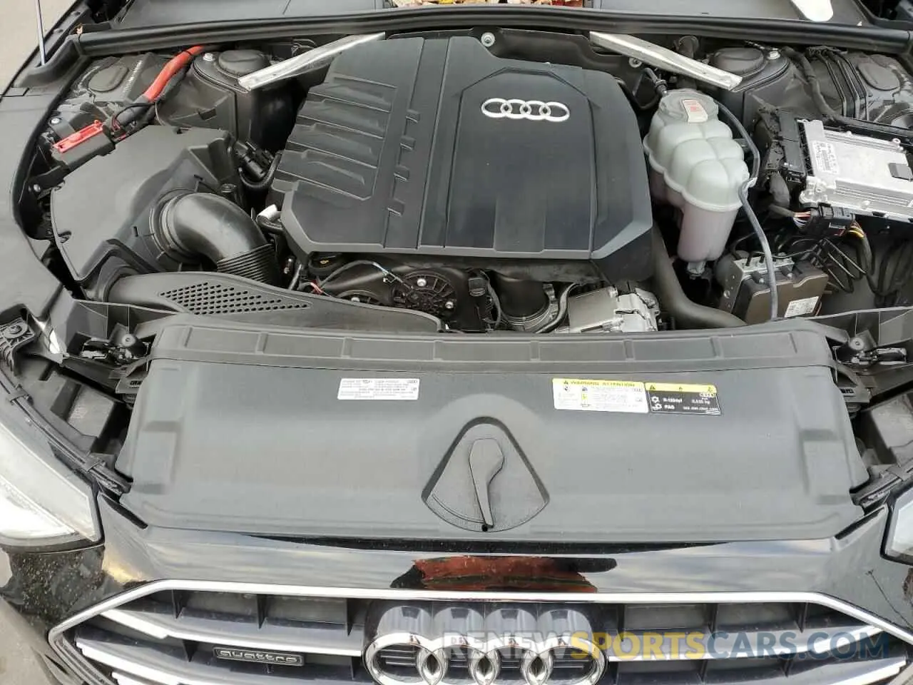 11 fotografías del automóvil dañado WAUABAF44MN013466 AUDI A4 2021