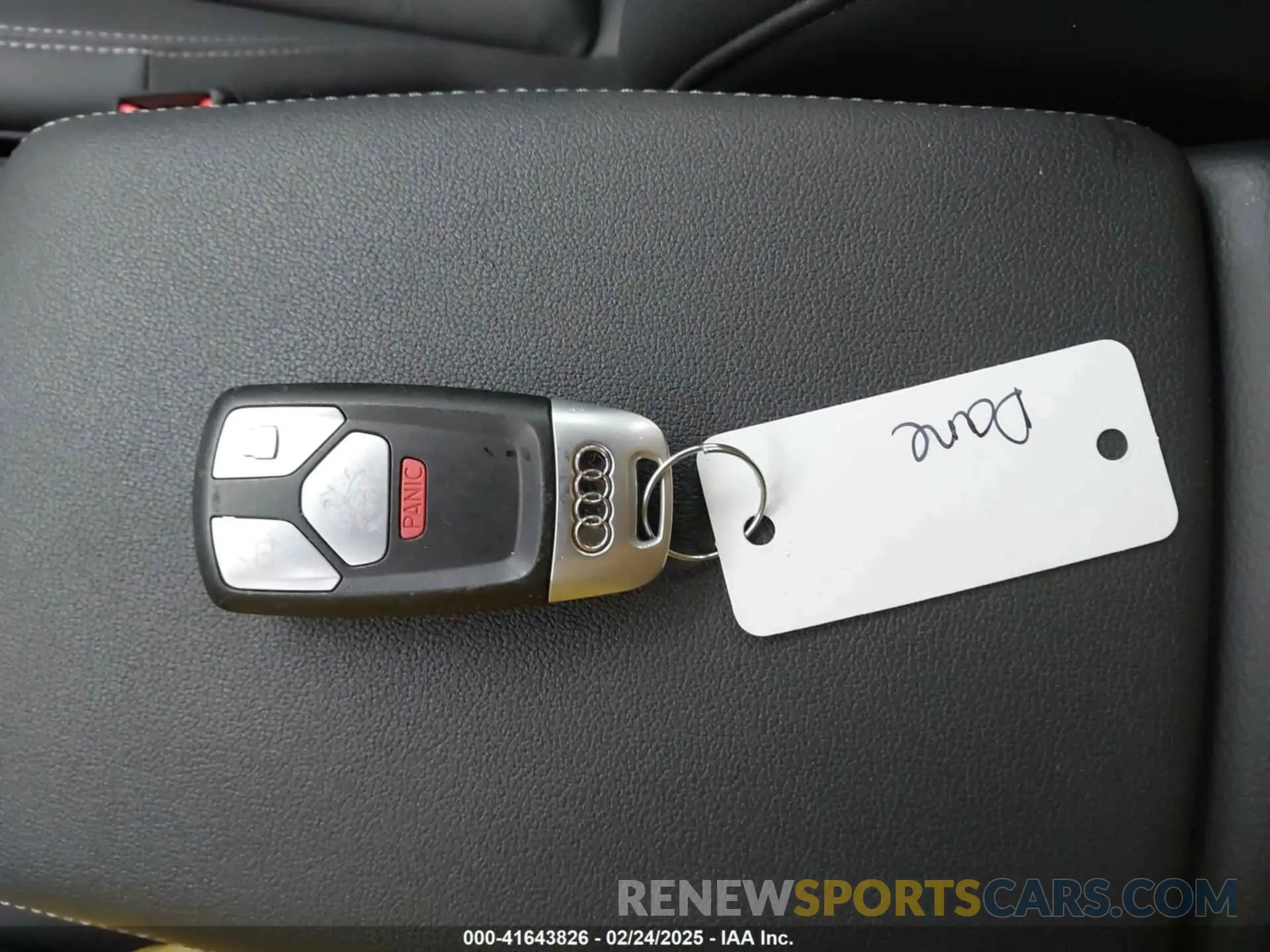 11 fotografías del automóvil dañado WAUABAF45MA068709 AUDI A4 2021