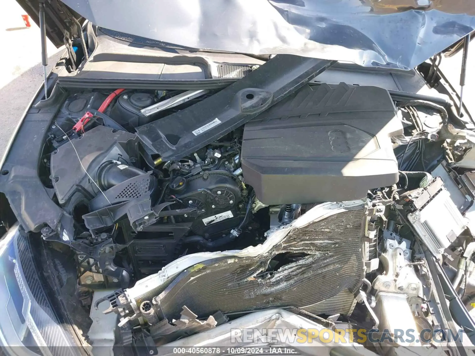 10 fotografías del automóvil dañado WAUABAF45MN010110 AUDI A4 2021