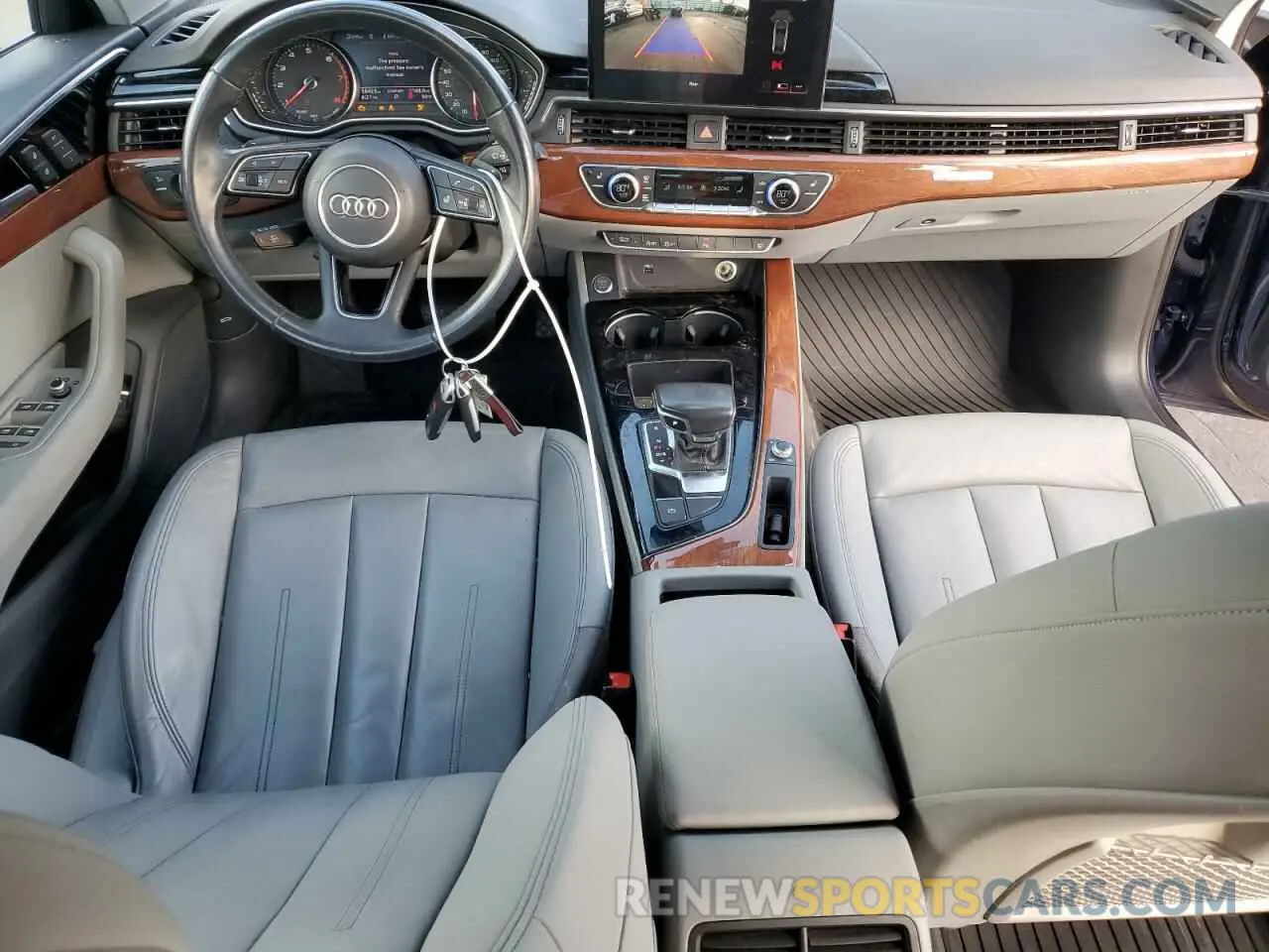8 fotografías del automóvil dañado WAUABAF47MA028857 AUDI A4 2021