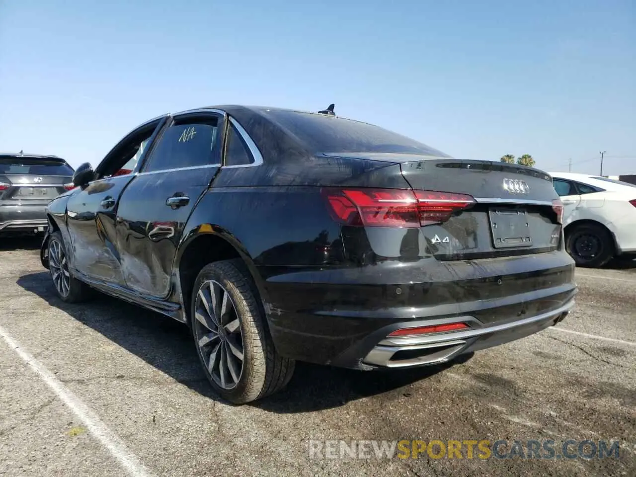 3 fotografías del automóvil dañado WAUABAF47MA034531 AUDI A4 2021