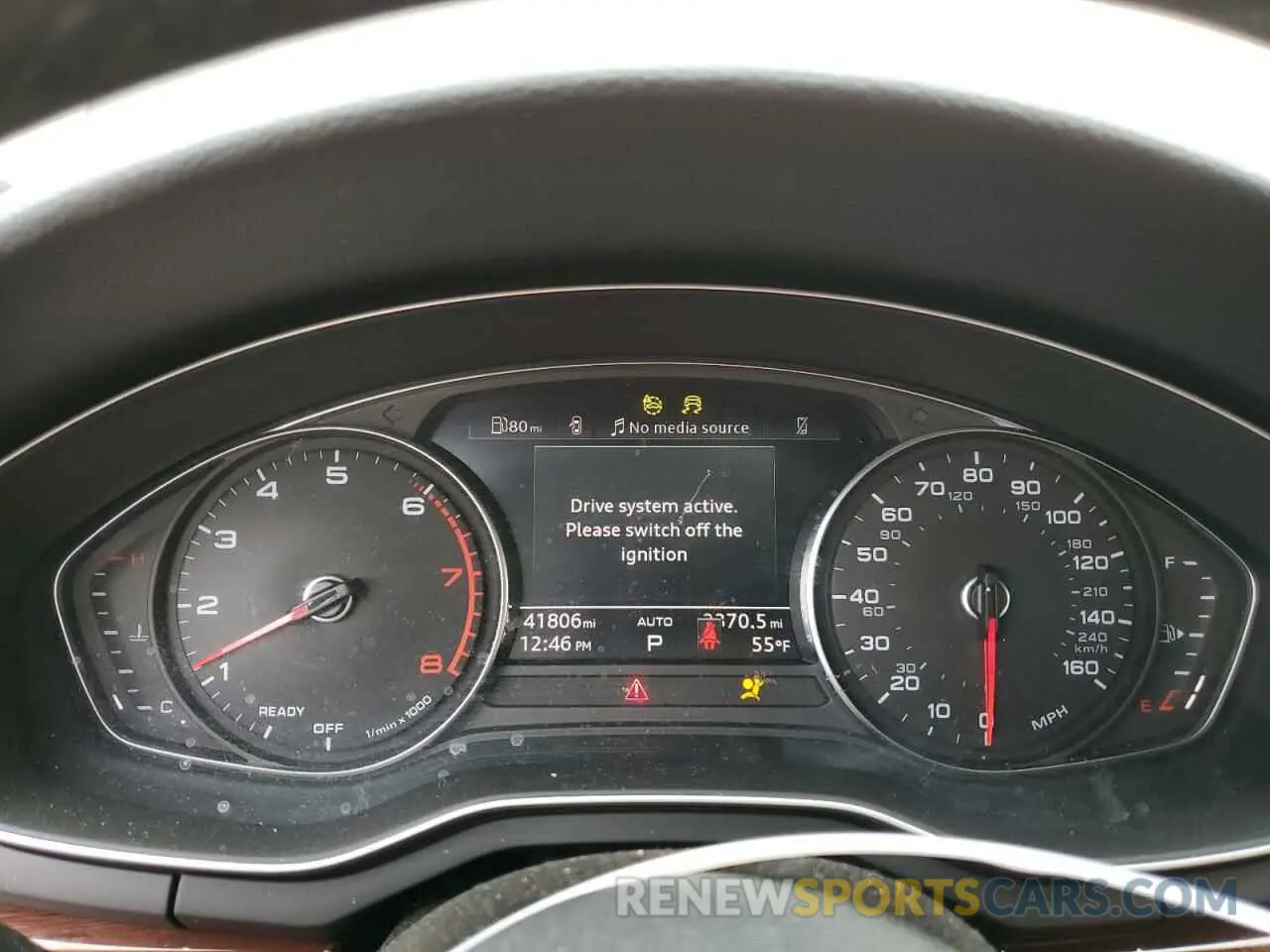 9 fotografías del automóvil dañado WAUABAF48MN013034 AUDI A4 2021
