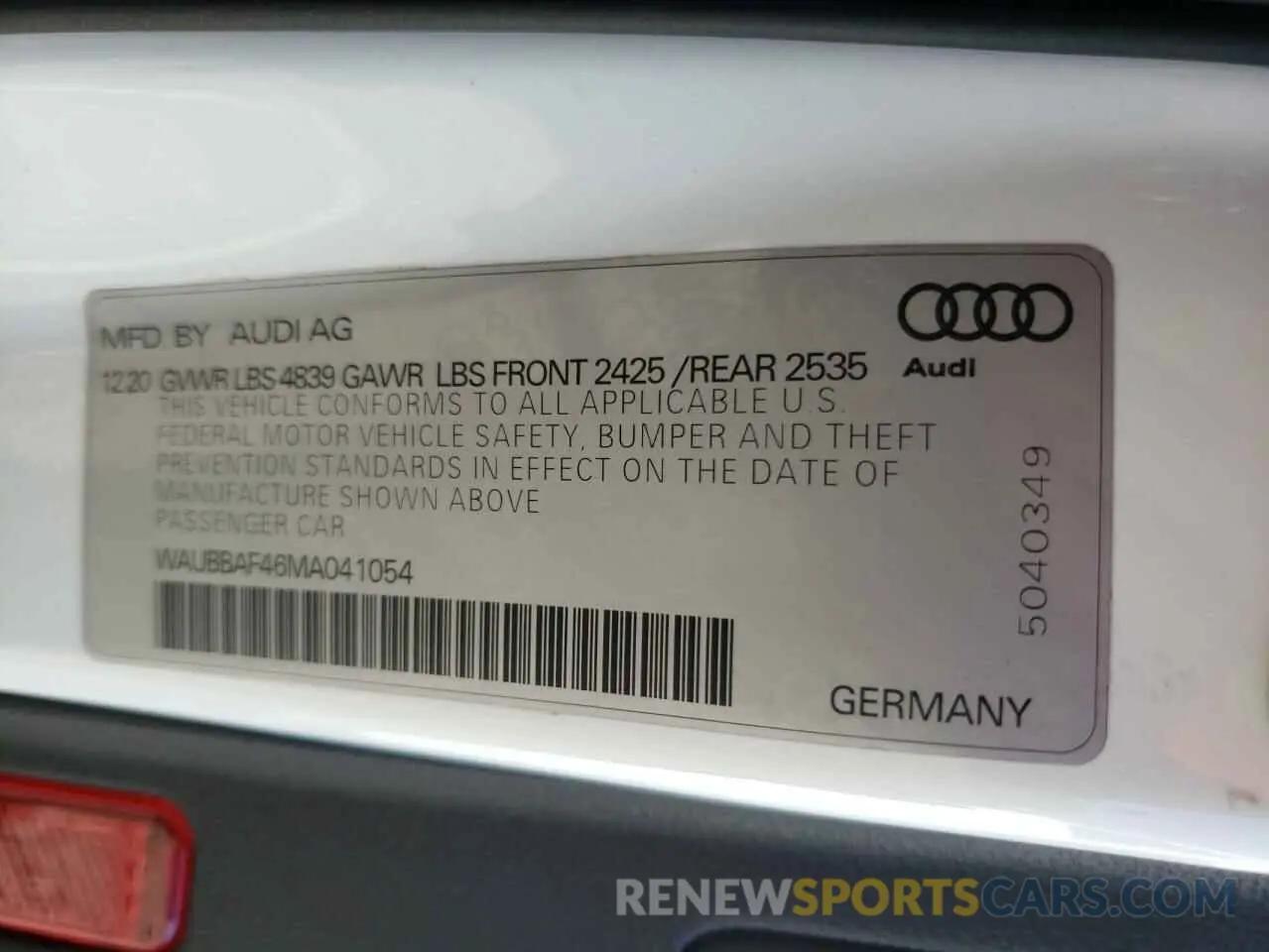 10 fotografías del automóvil dañado WAUBBAF46MA041054 AUDI A4 2021