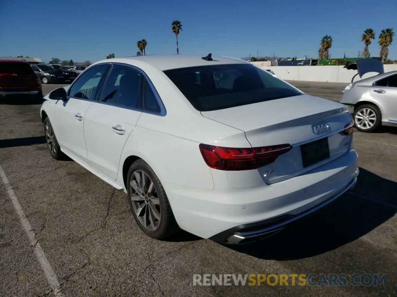 3 fotografías del automóvil dañado WAUBBAF46MA041054 AUDI A4 2021