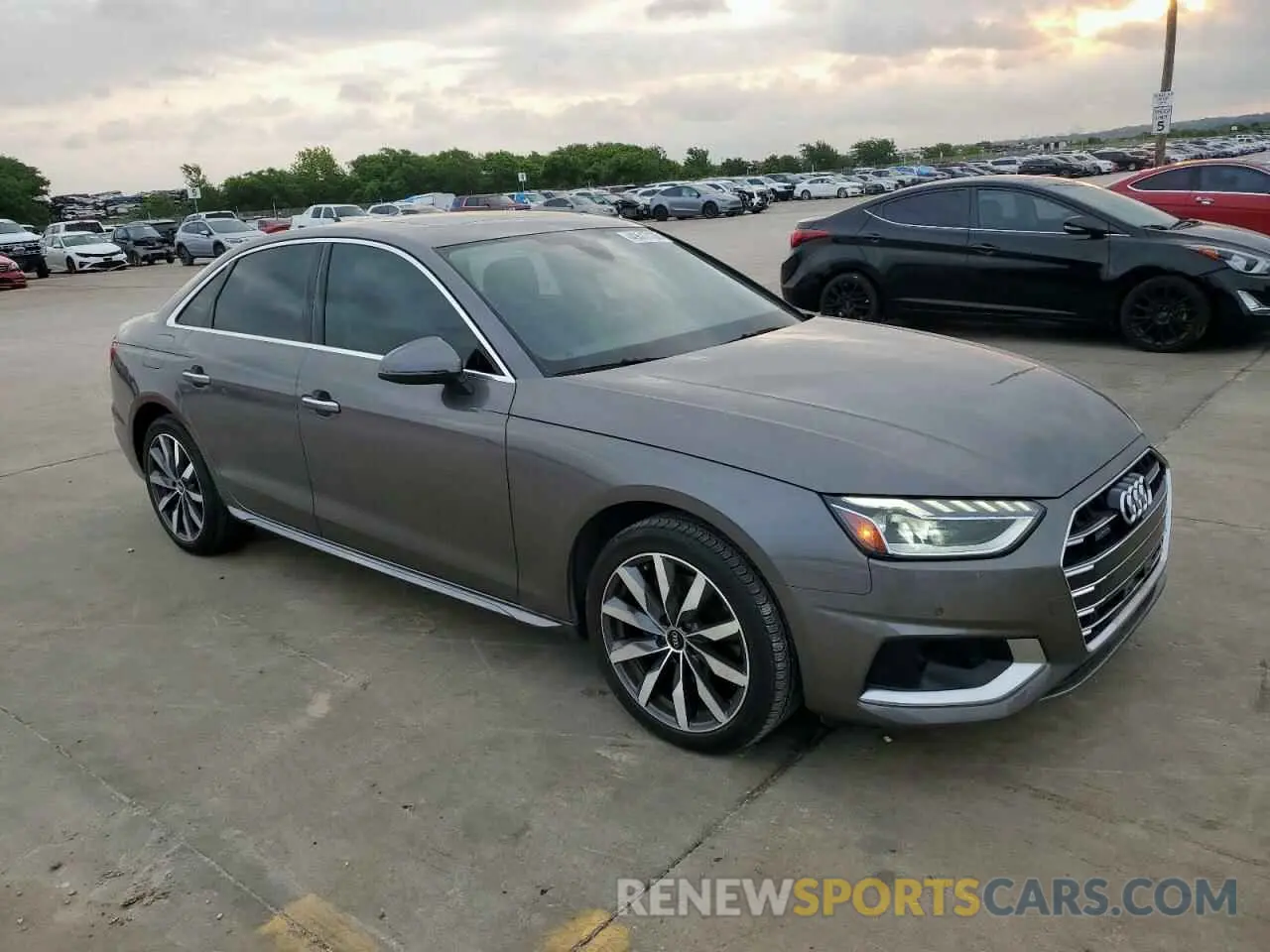 4 fotografías del automóvil dañado WAUBBAF46MN007916 AUDI A4 2021