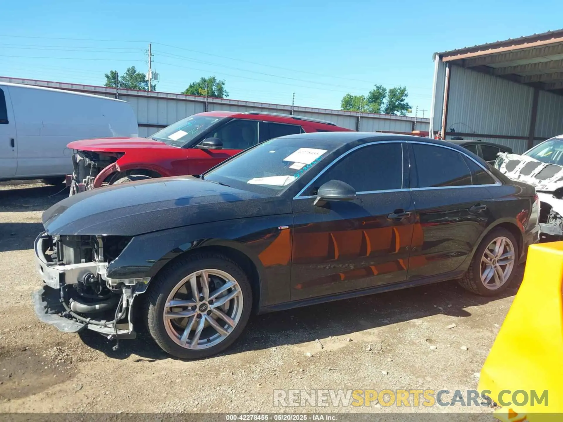 15 fotografías del automóvil dañado WAUEAAF40MA075183 AUDI A4 2021