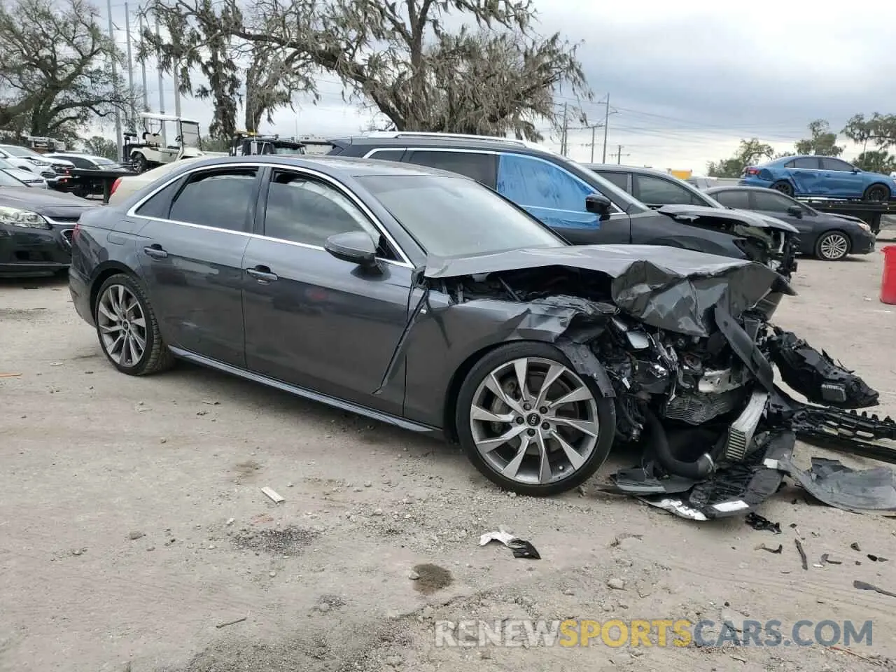 4 fotografías del automóvil dañado WAUEAAF40MA076253 AUDI A4 2021