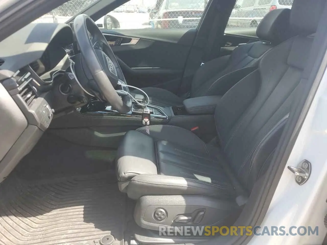7 fotografías del automóvil dañado WAUEAAF41MA034898 AUDI A4 2021