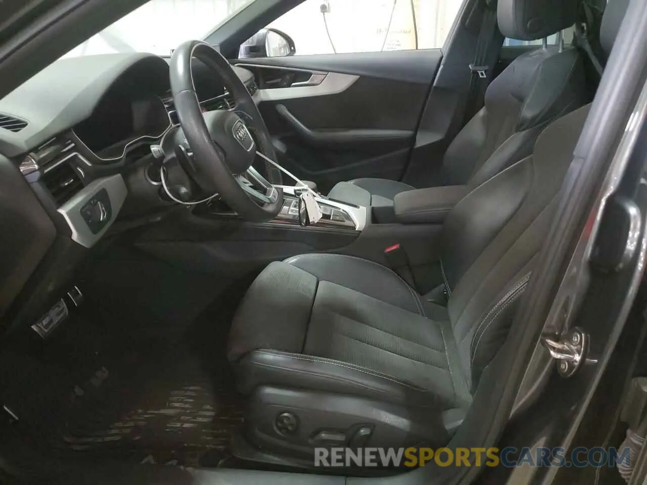 7 fotografías del automóvil dañado WAUEAAF42MA079297 AUDI A4 2021