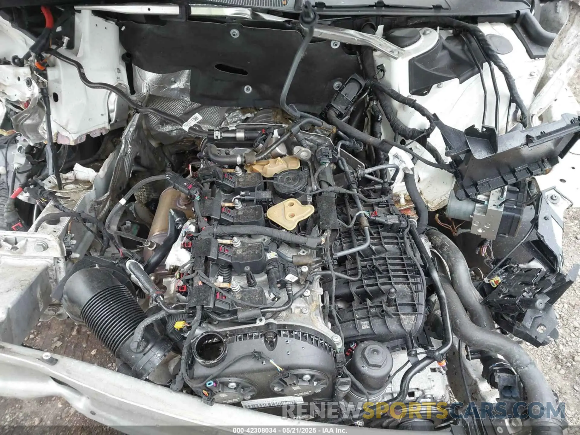 10 fotografías del automóvil dañado WAUEAAF42MA086122 AUDI A4 2021
