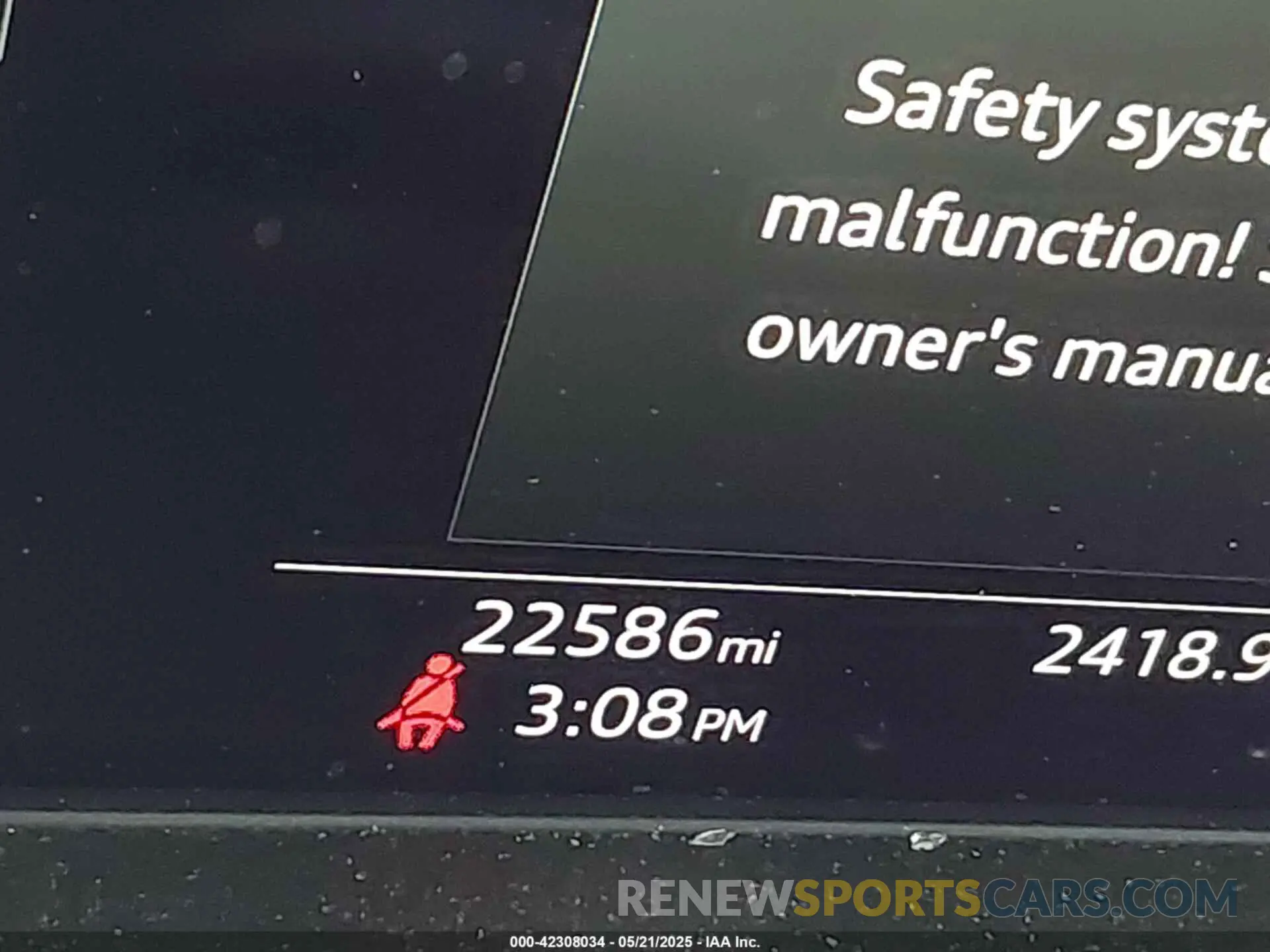 15 fotografías del automóvil dañado WAUEAAF42MA086122 AUDI A4 2021
