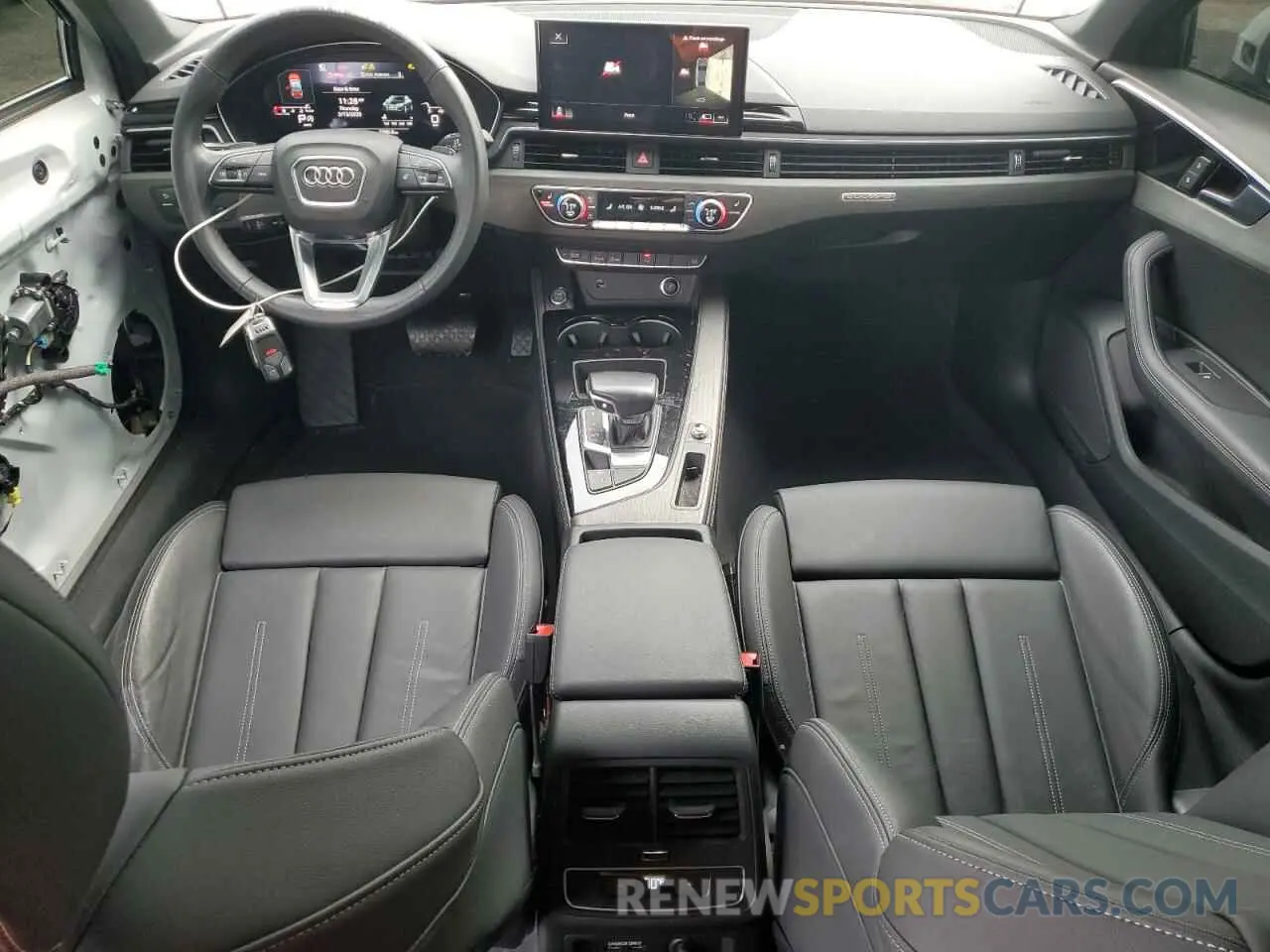 8 fotografías del automóvil dañado WAUEAAF43MA039455 AUDI A4 2021