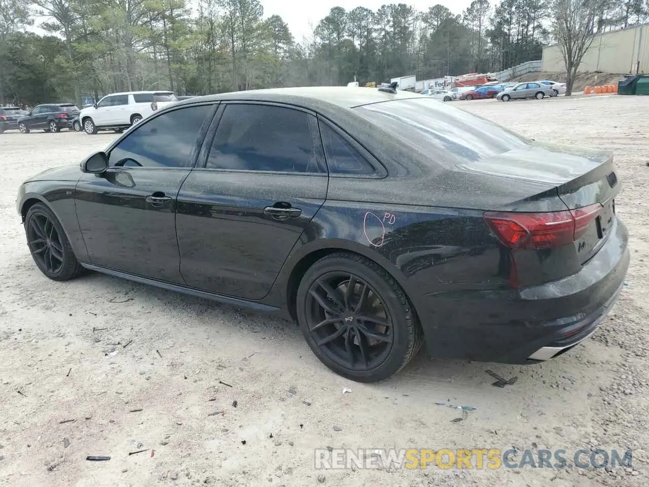 2 fotografías del automóvil dañado WAUEAAF43MN002480 AUDI A4 2021
