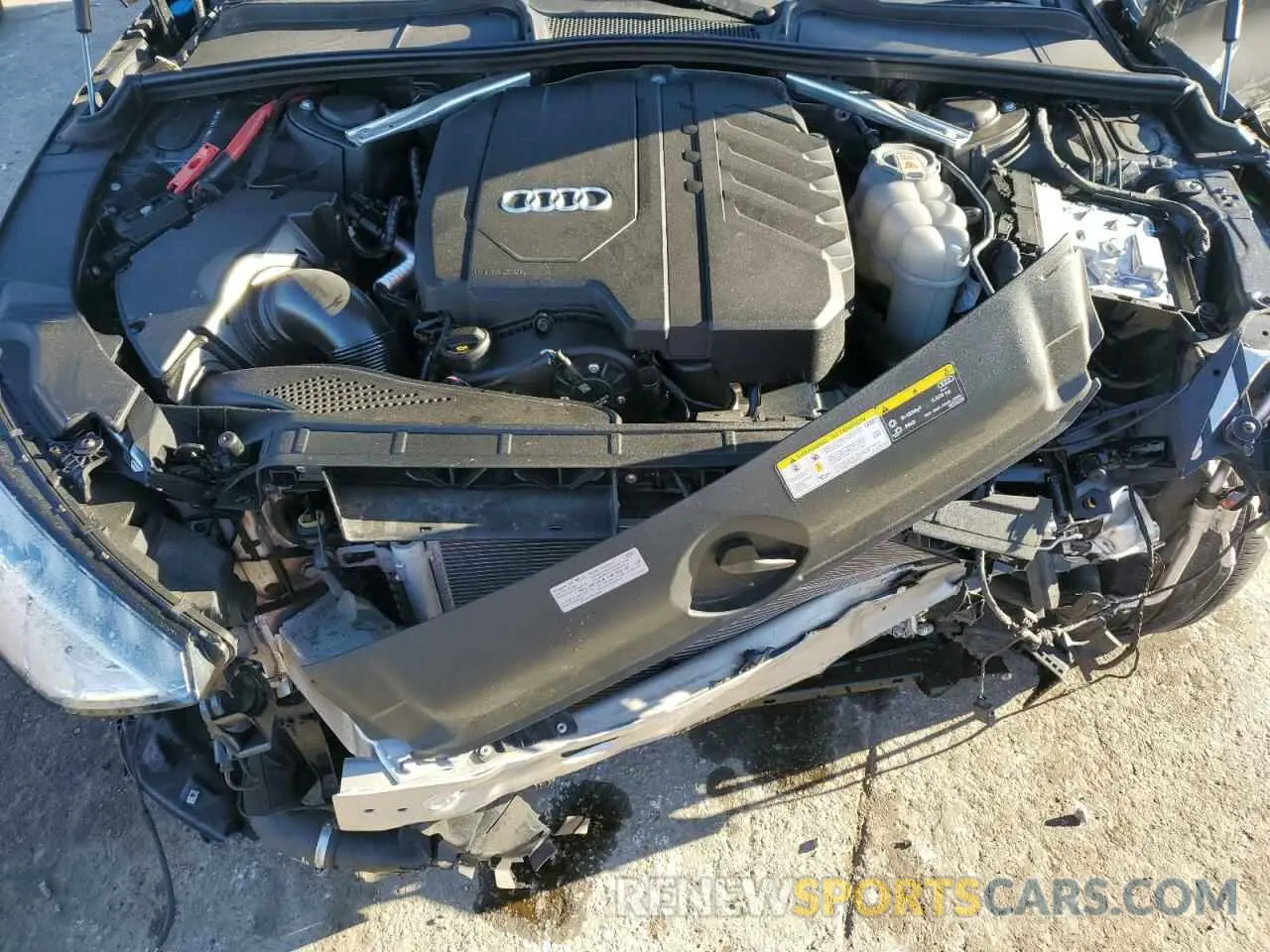 11 fotografías del automóvil dañado WAUEAAF43MN016119 AUDI A4 2021
