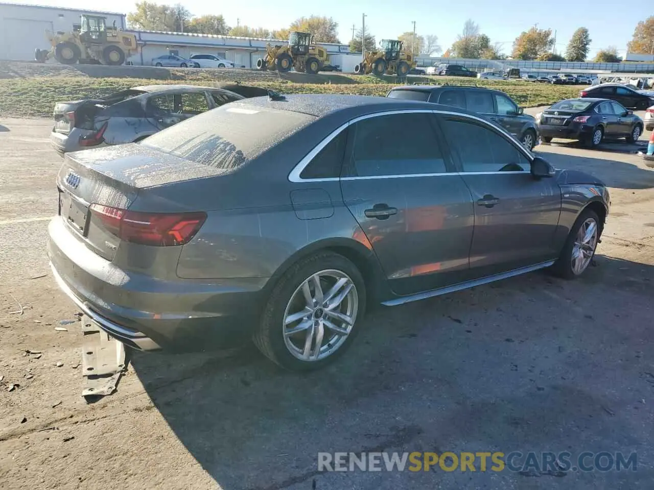 3 fotografías del automóvil dañado WAUEAAF43MN016119 AUDI A4 2021