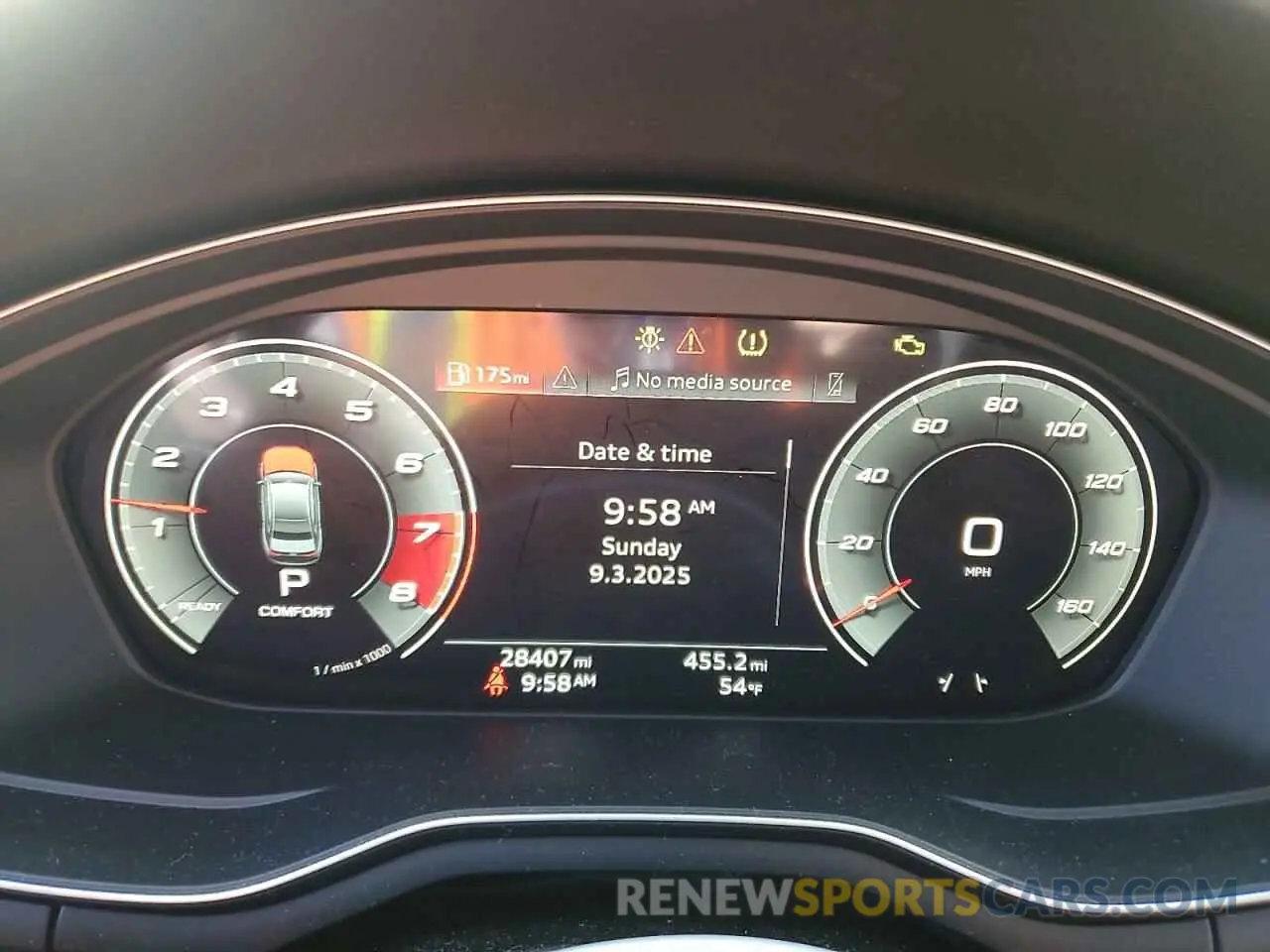 9 fotografías del automóvil dañado WAUEAAF44MA016041 AUDI A4 2021