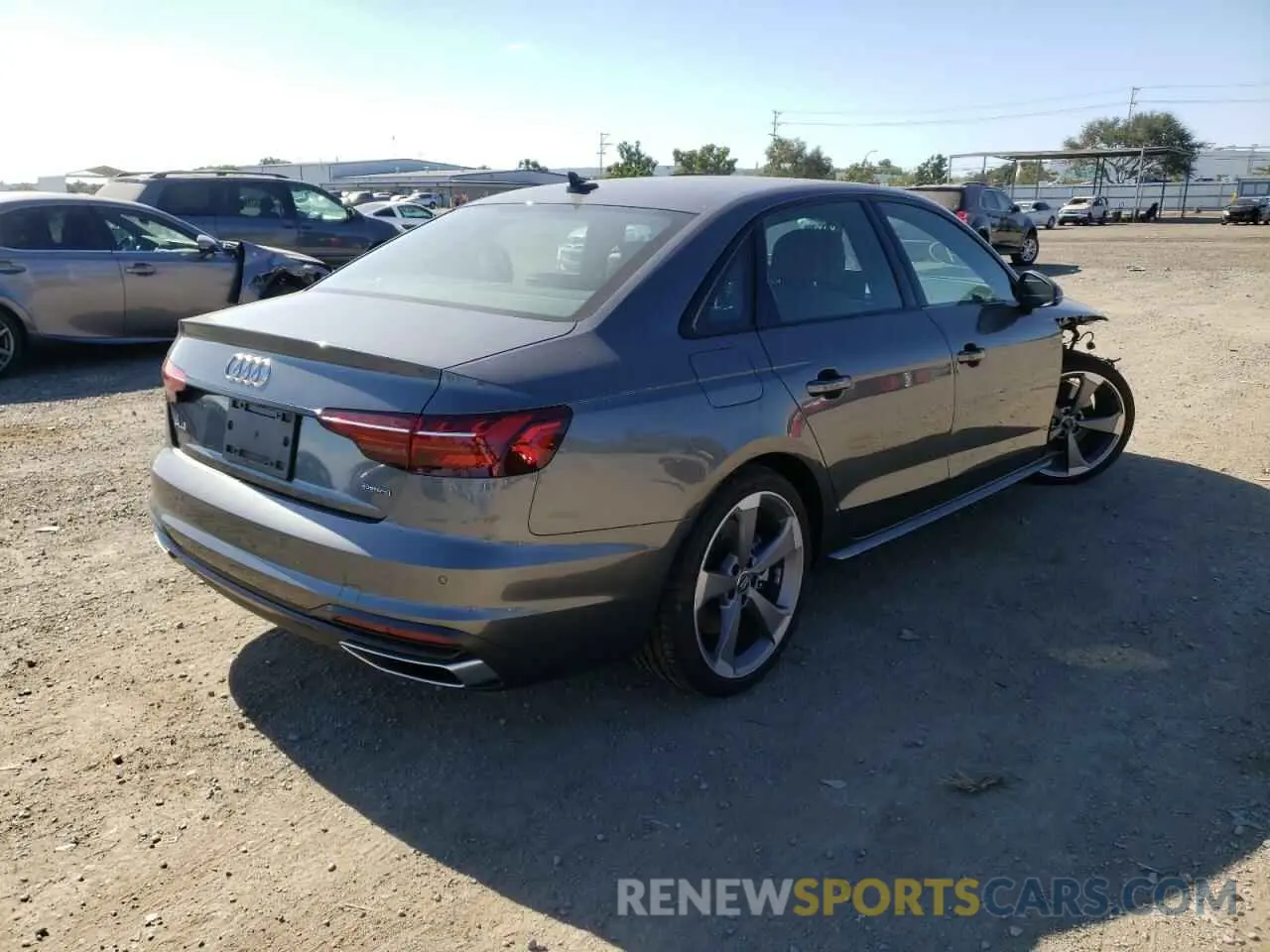 4 fotografías del automóvil dañado WAUEAAF44MA017142 AUDI A4 2021