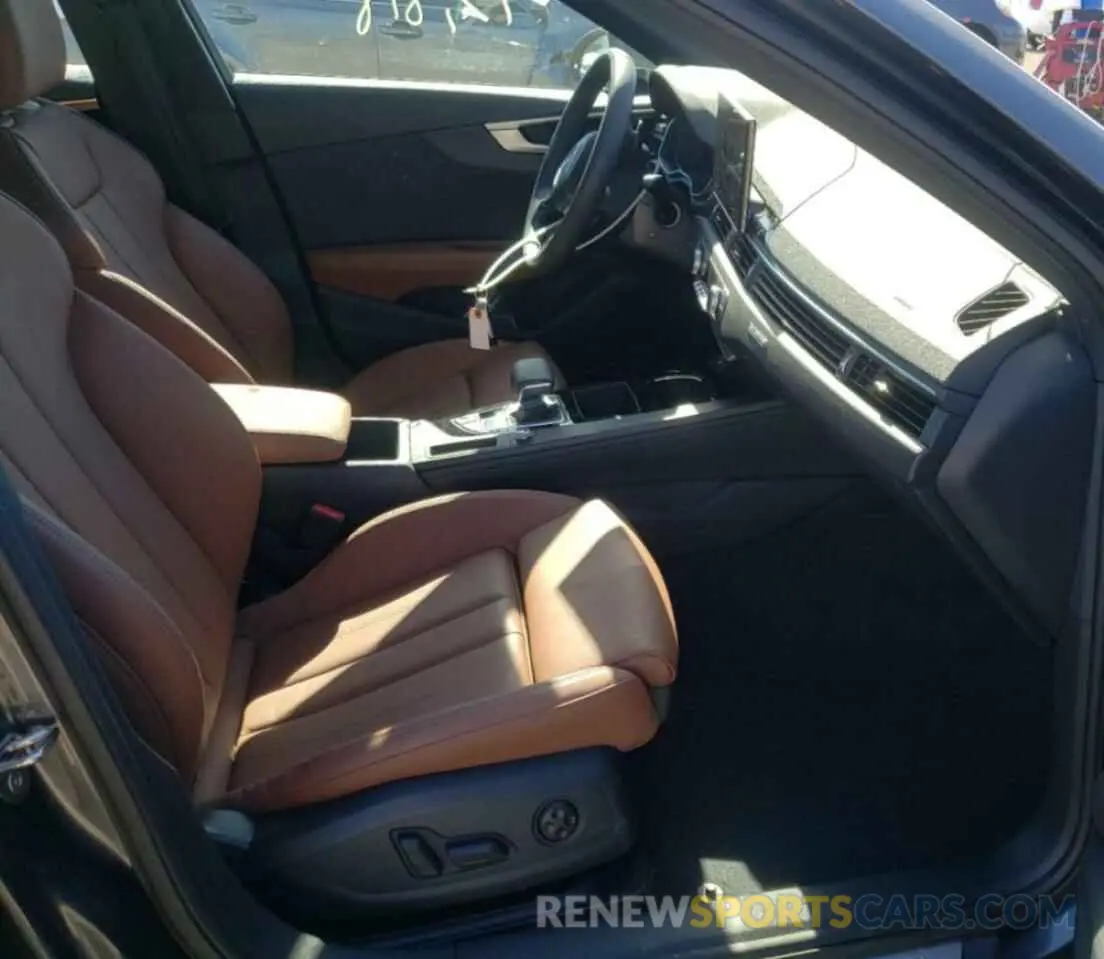 5 fotografías del automóvil dañado WAUEAAF44MA017142 AUDI A4 2021