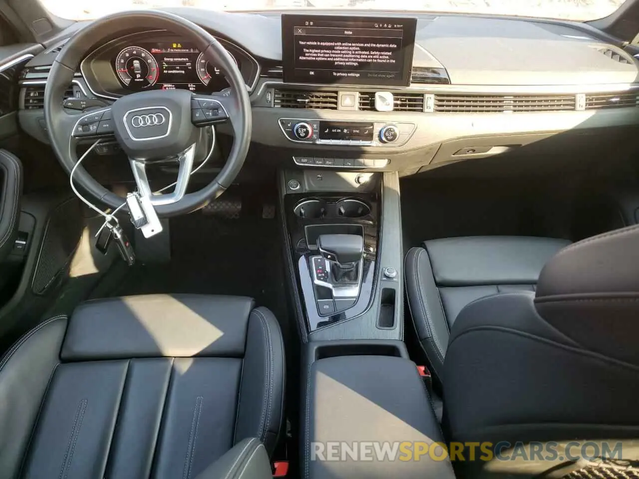 8 fotografías del automóvil dañado WAUEAAF44MN016033 AUDI A4 2021