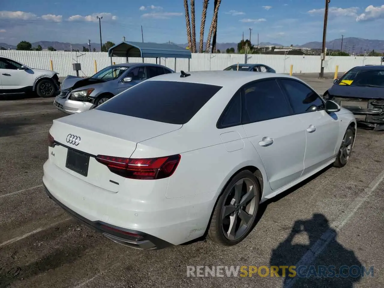 4 fotografías del automóvil dañado WAUEAAF45MA066611 AUDI A4 2021
