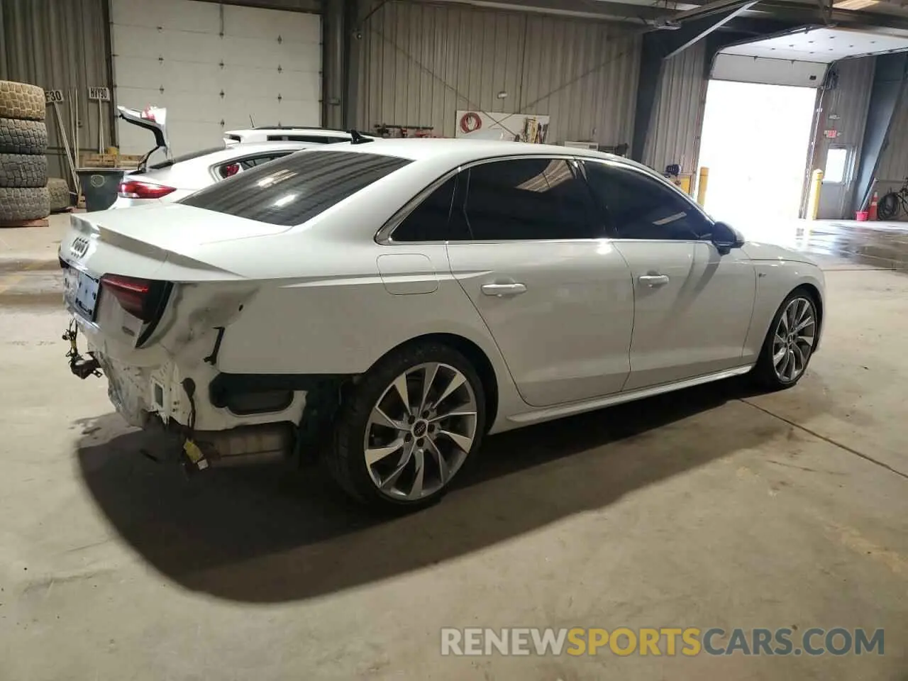 3 fotografías del automóvil dañado WAUEAAF49MA016195 AUDI A4 2021