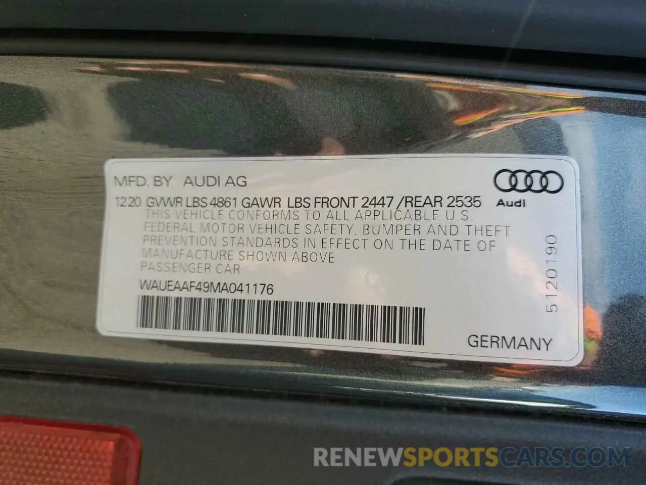 12 fotografías del automóvil dañado WAUEAAF49MA041176 AUDI A4 2021