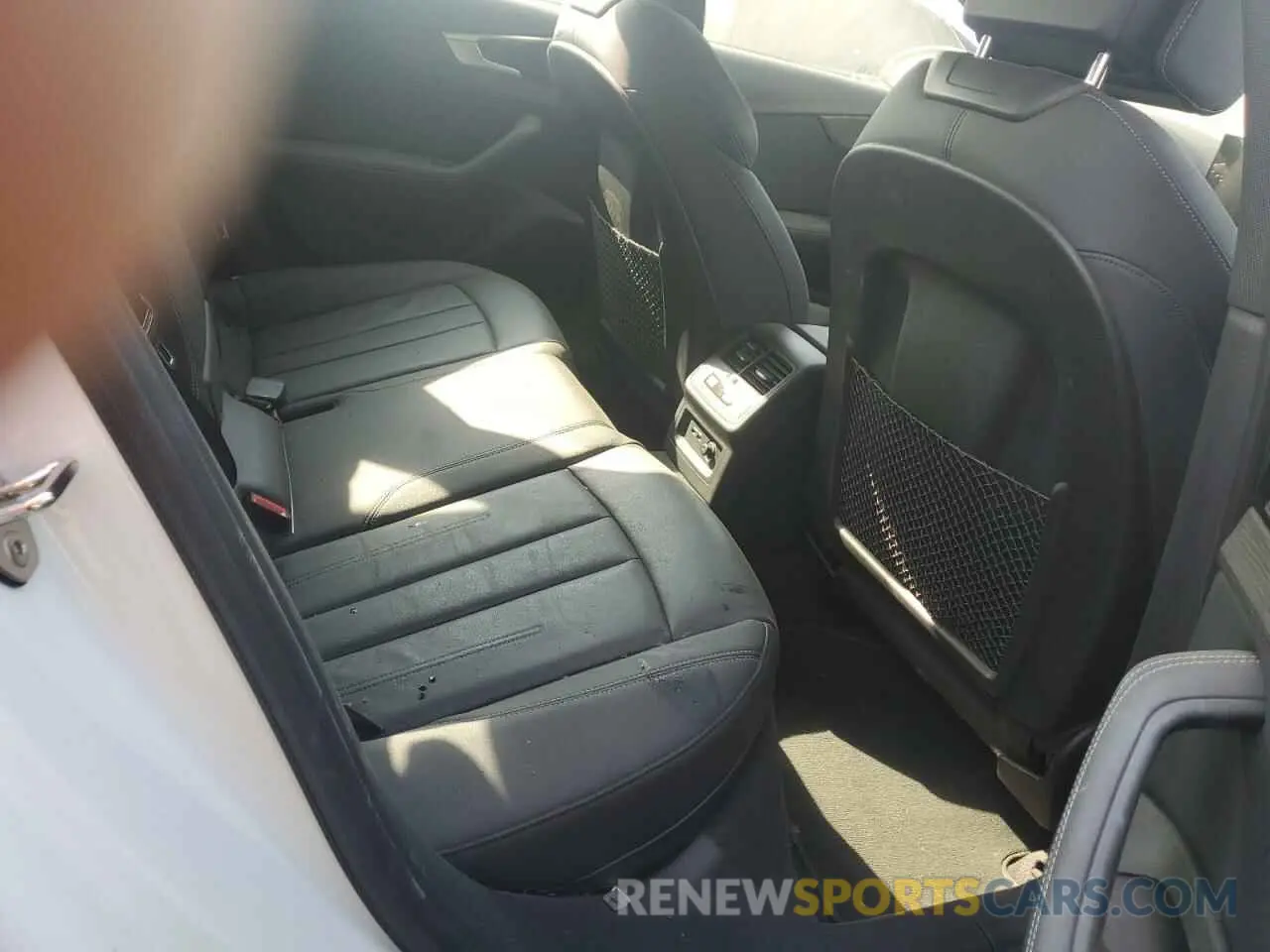10 fotografías del automóvil dañado WAUEABF48MN003565 AUDI A4 2021