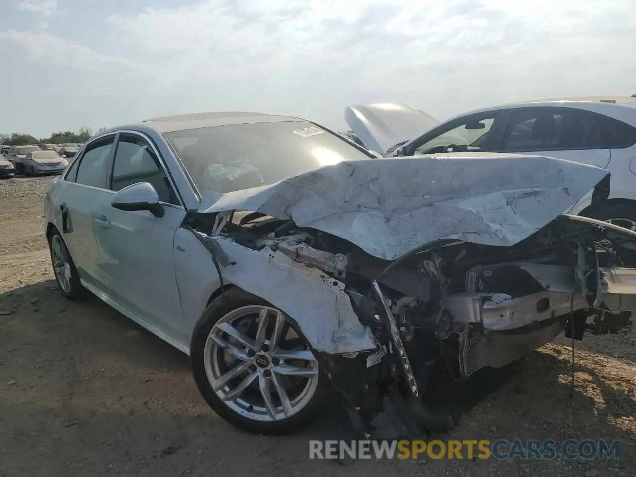 4 fotografías del automóvil dañado WAUEABF48MN003565 AUDI A4 2021