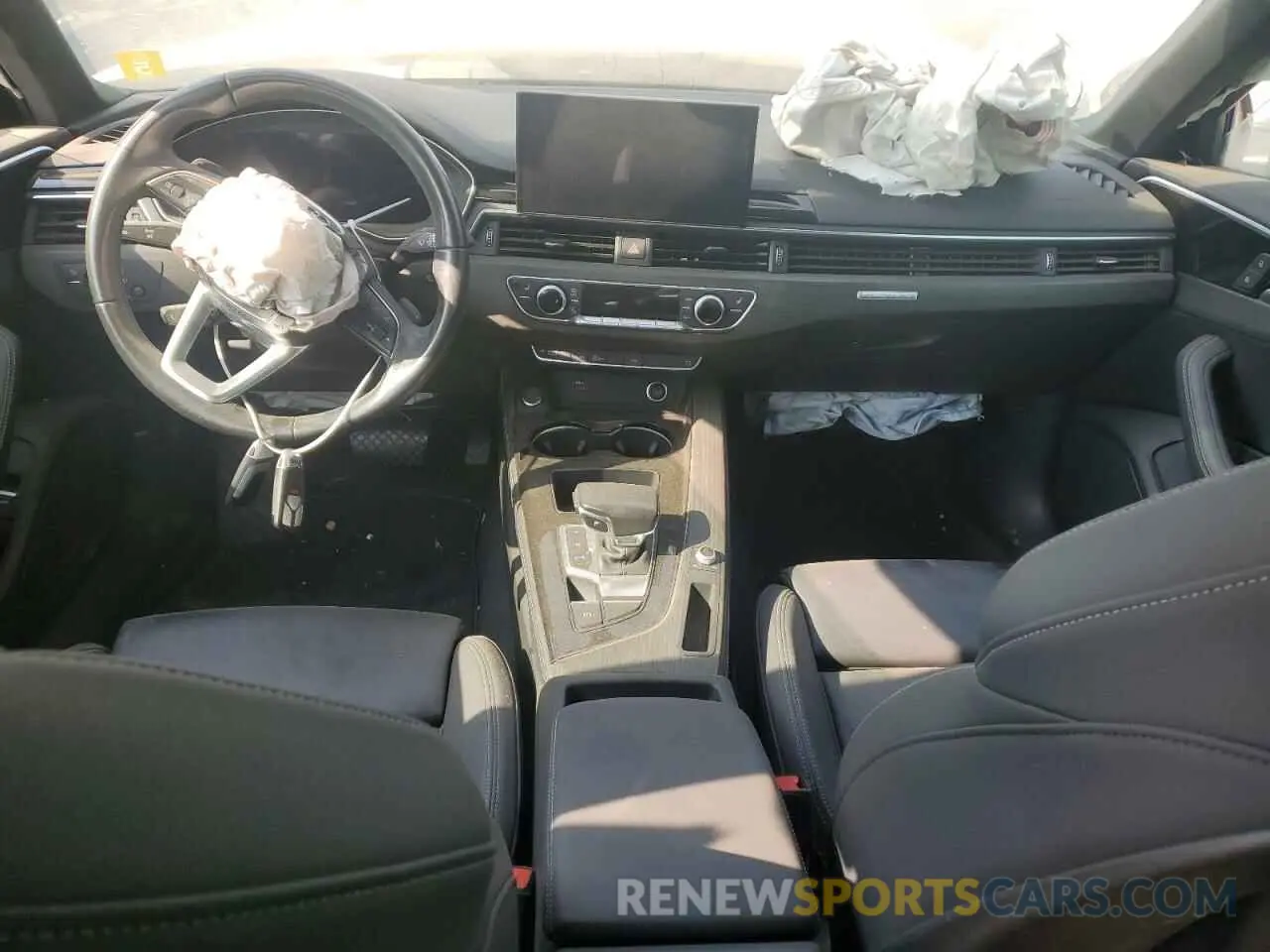 8 fotografías del automóvil dañado WAUEABF48MN003565 AUDI A4 2021