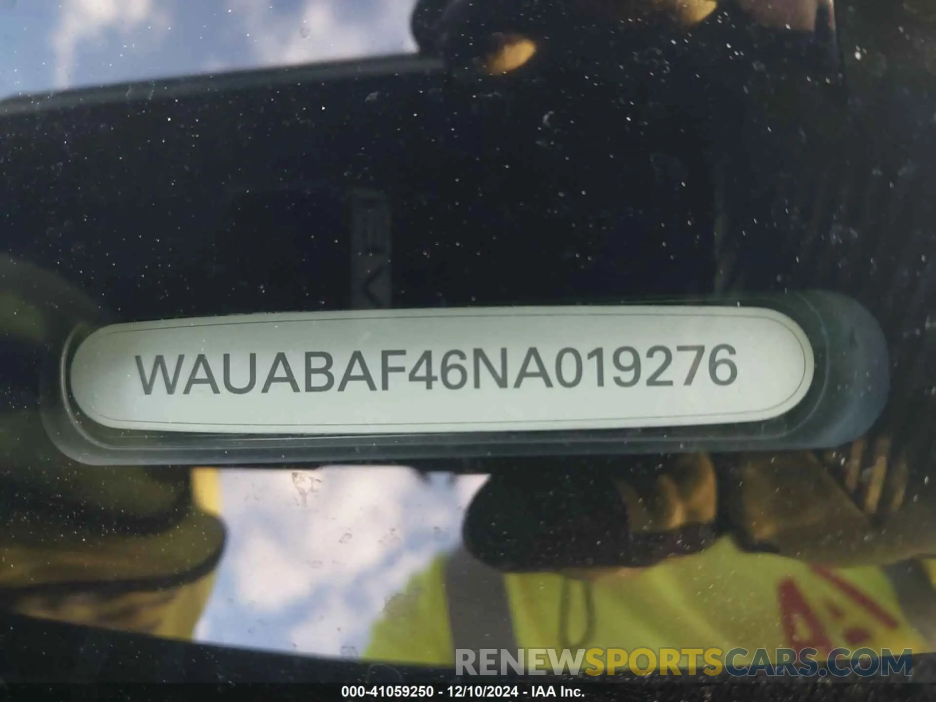 9 fotografías del automóvil dañado WAUABAF46NA019276 AUDI A4 2022