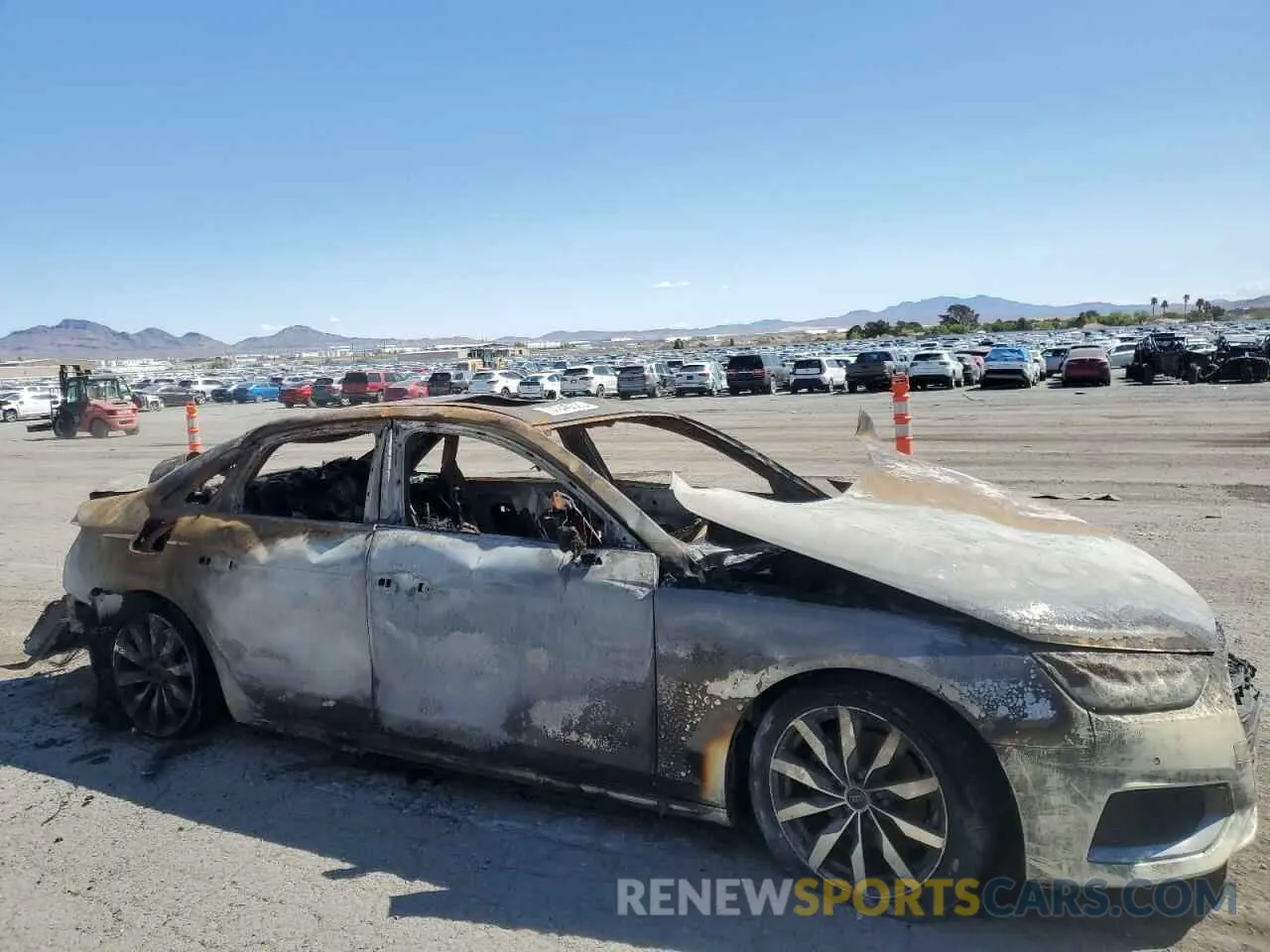 4 fotografías del automóvil dañado WAUBBAF41NN009252 AUDI A4 2022