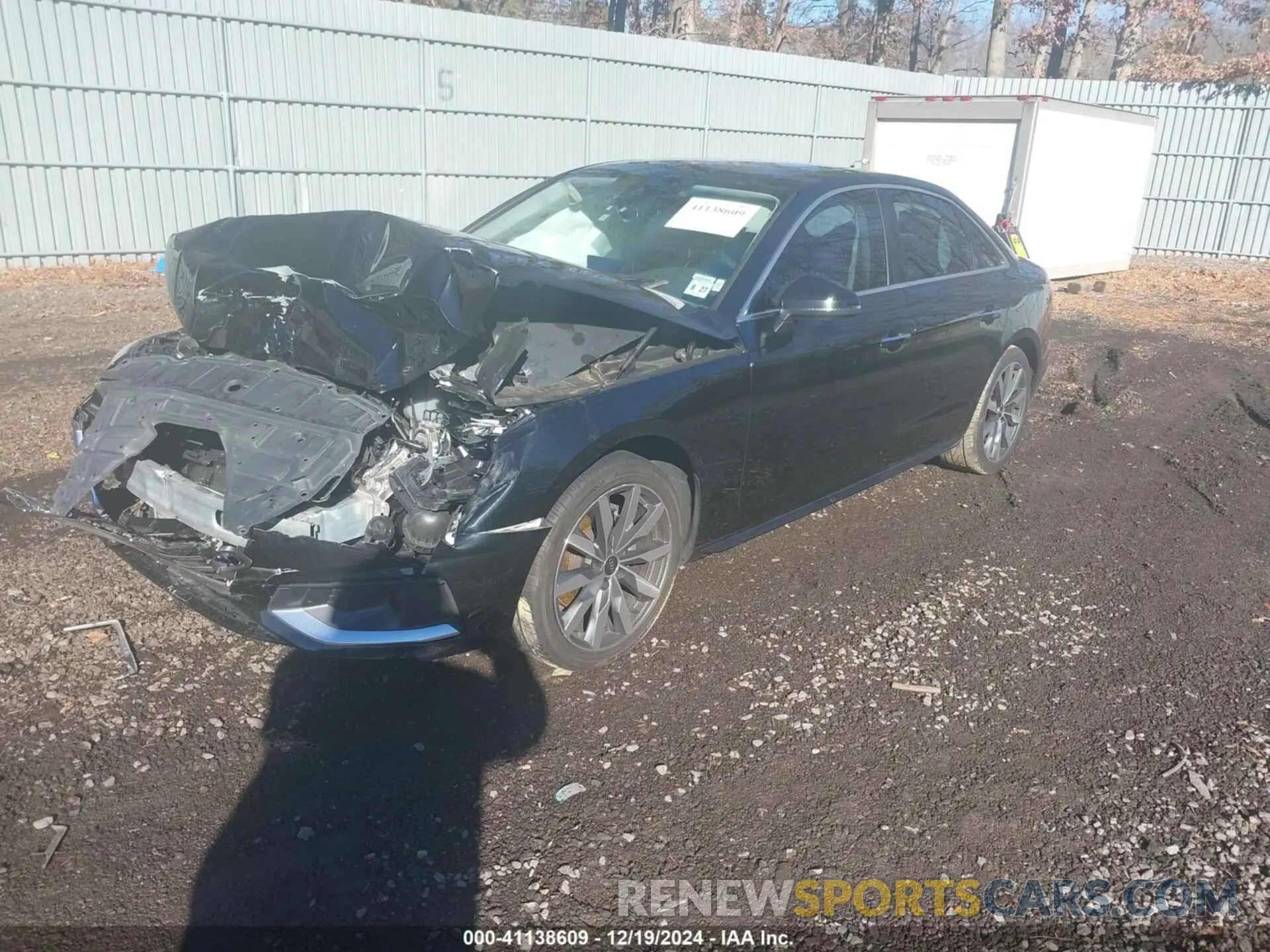 2 fotografías del automóvil dañado WAUBBAF48NN010012 AUDI A4 2022