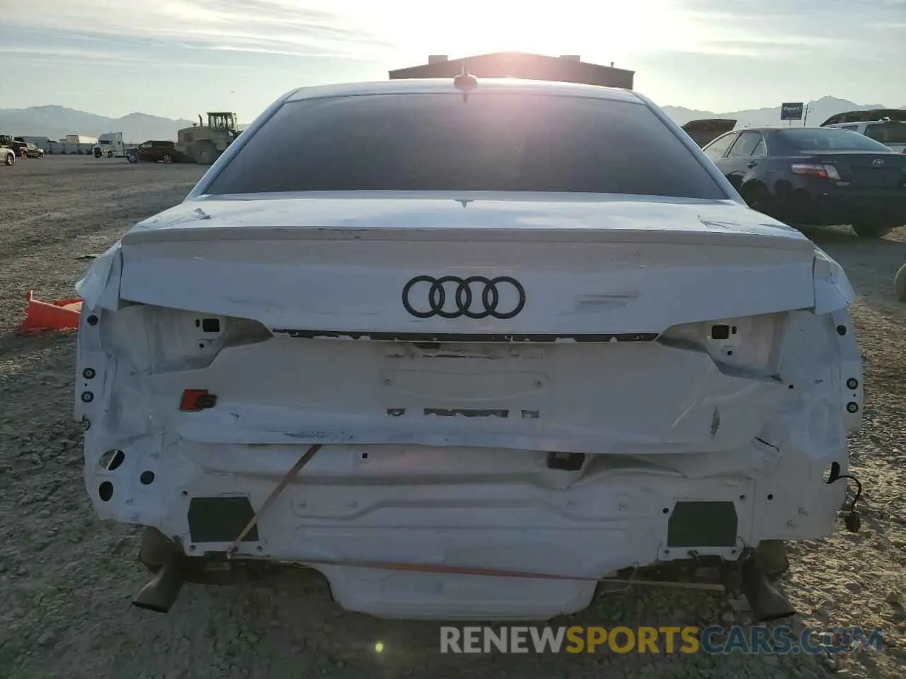 6 fotografías del automóvil dañado WAUEAAF40NN006410 AUDI A4 2022