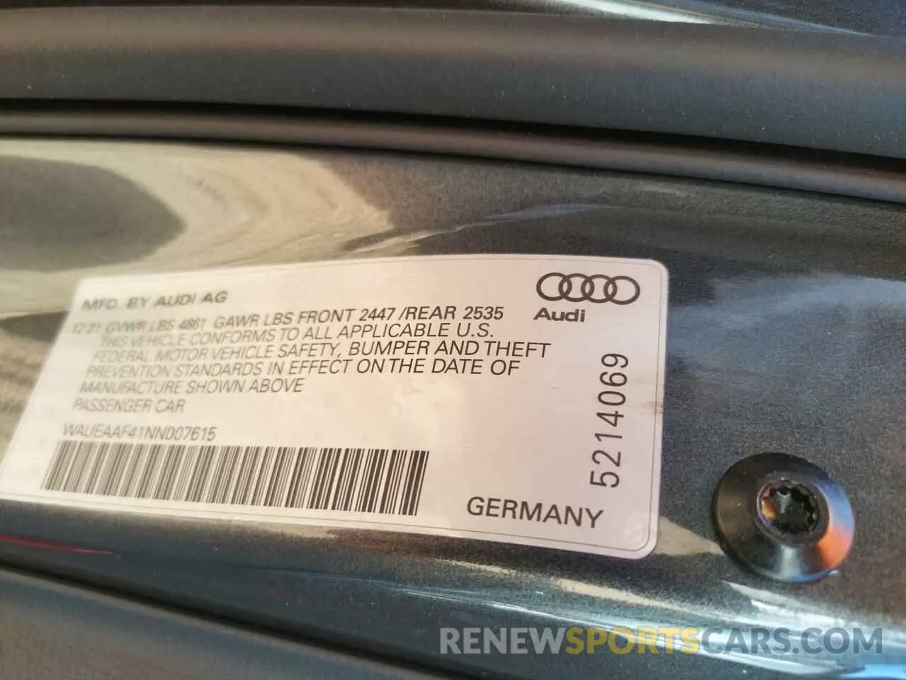 10 fotografías del automóvil dañado WAUEAAF41NN007615 AUDI A4 2022