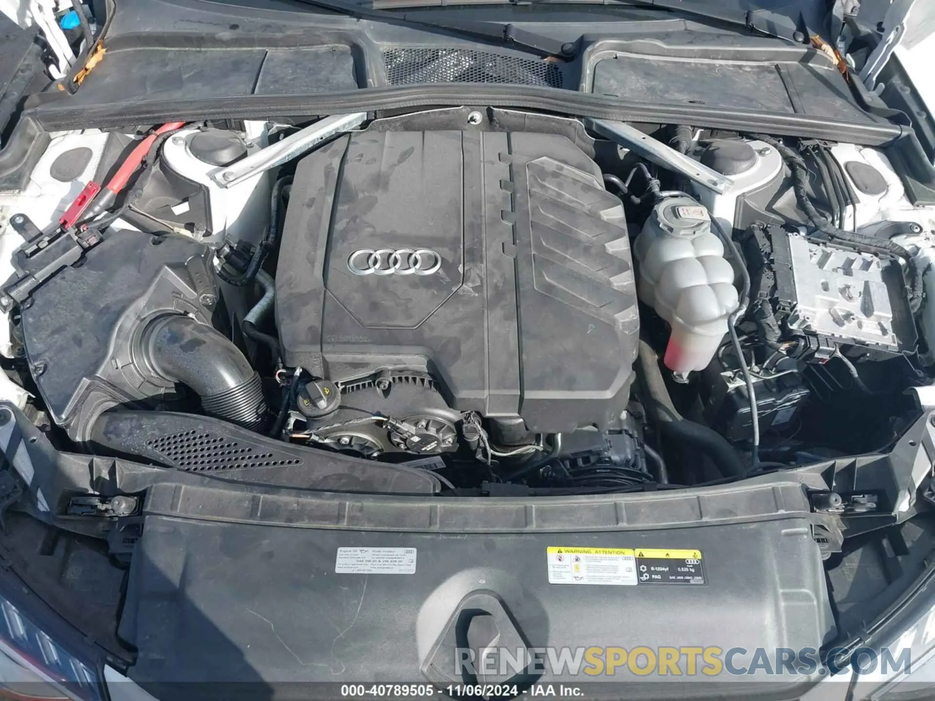10 fotografías del automóvil dañado WAUEAAF41NN011678 AUDI A4 2022