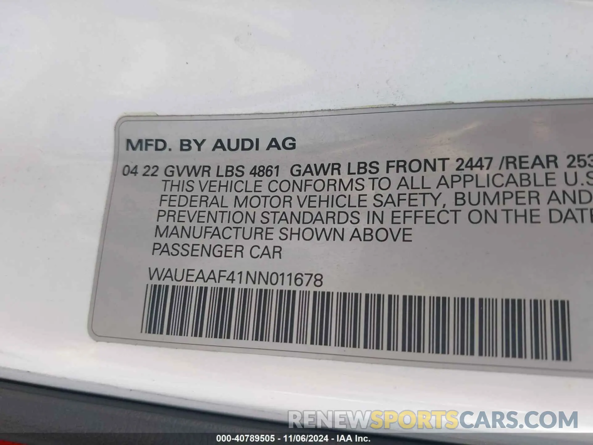 9 fotografías del automóvil dañado WAUEAAF41NN011678 AUDI A4 2022