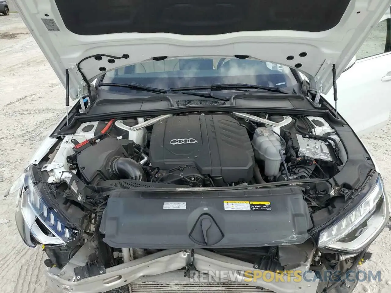 11 fotografías del automóvil dañado WAUEAAF42NN014136 AUDI A4 2022