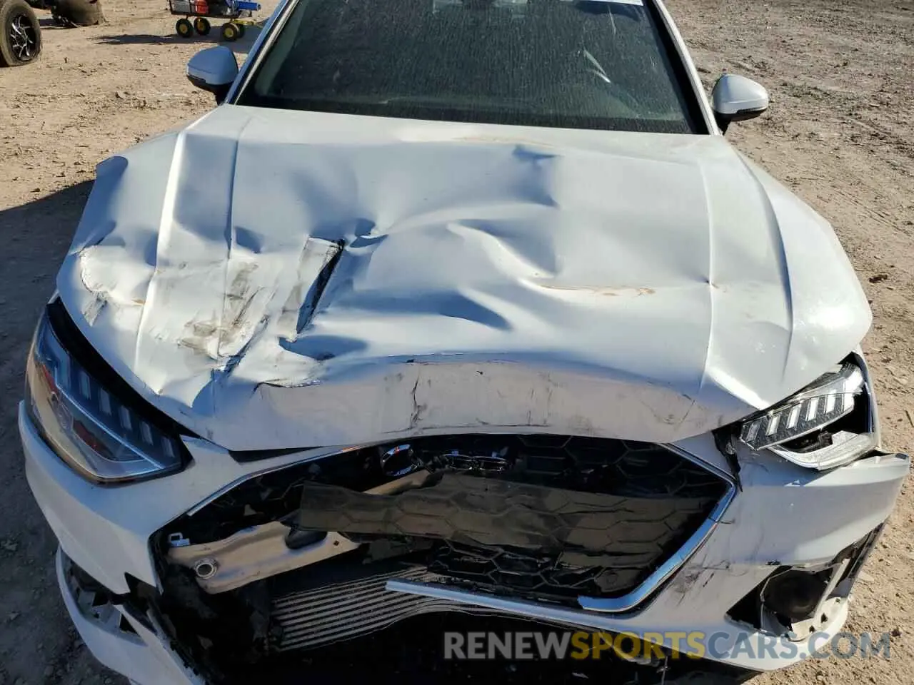12 fotografías del automóvil dañado WAUEAAF46NN014687 AUDI A4 2022