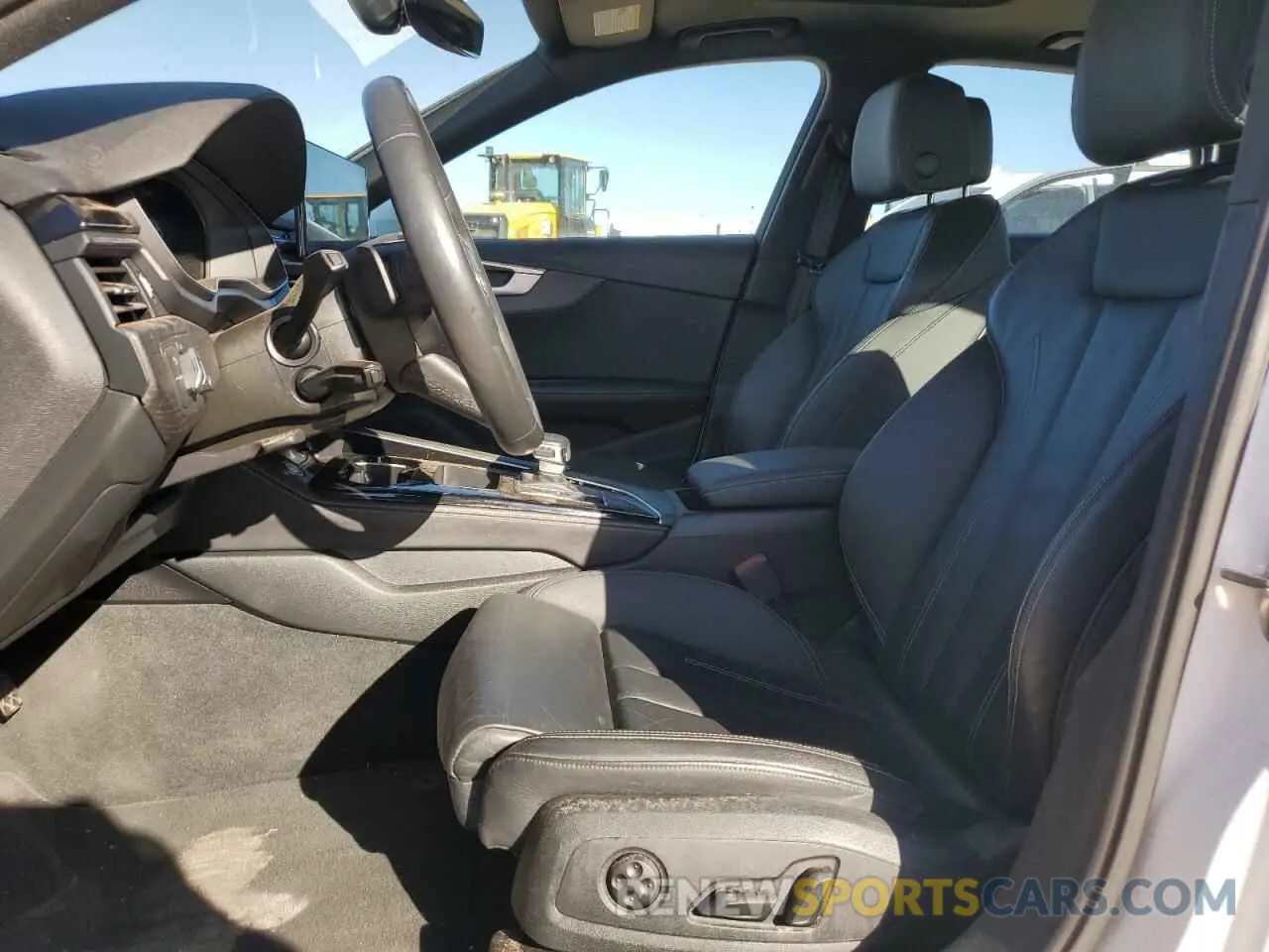 7 fotografías del automóvil dañado WAUEAAF46NN014687 AUDI A4 2022