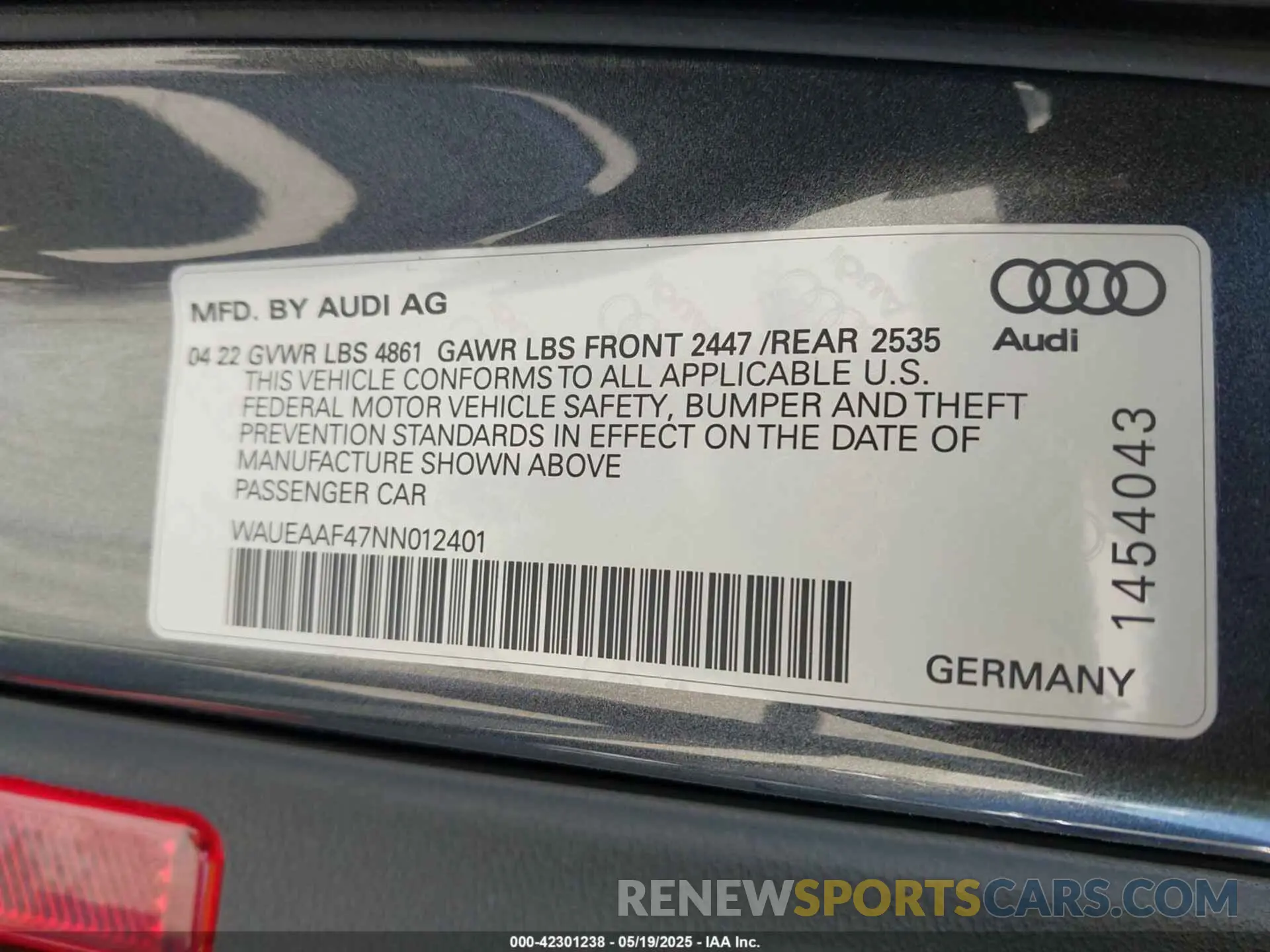 9 fotografías del automóvil dañado WAUEAAF47NN012401 AUDI A4 2022
