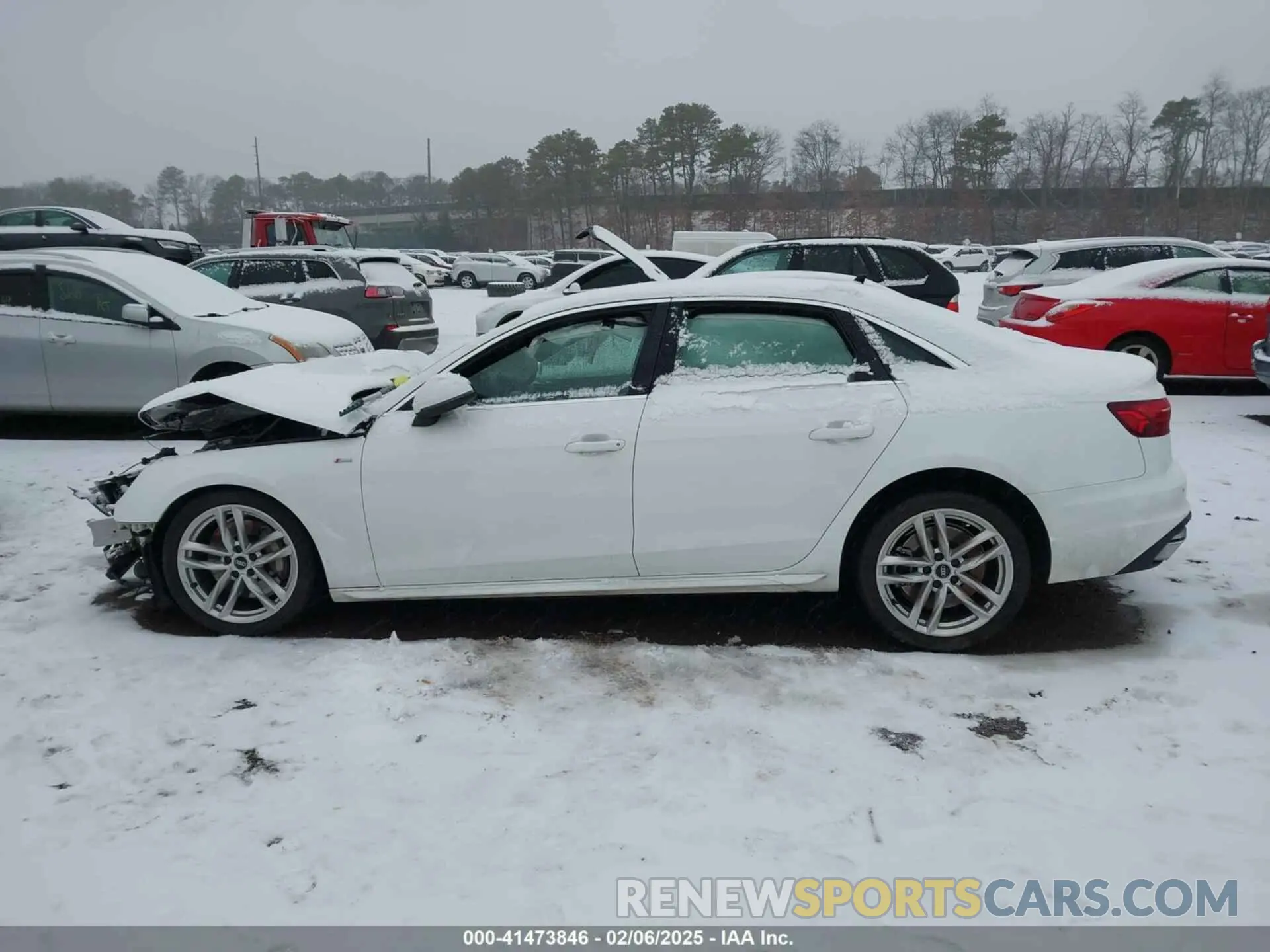 14 fotografías del automóvil dañado WAUEAAF48NN011774 AUDI A4 2022