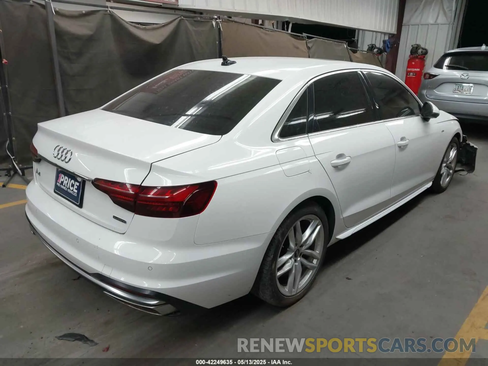 4 fotografías del automóvil dañado WAUEAAF48NN013671 AUDI A4 2022