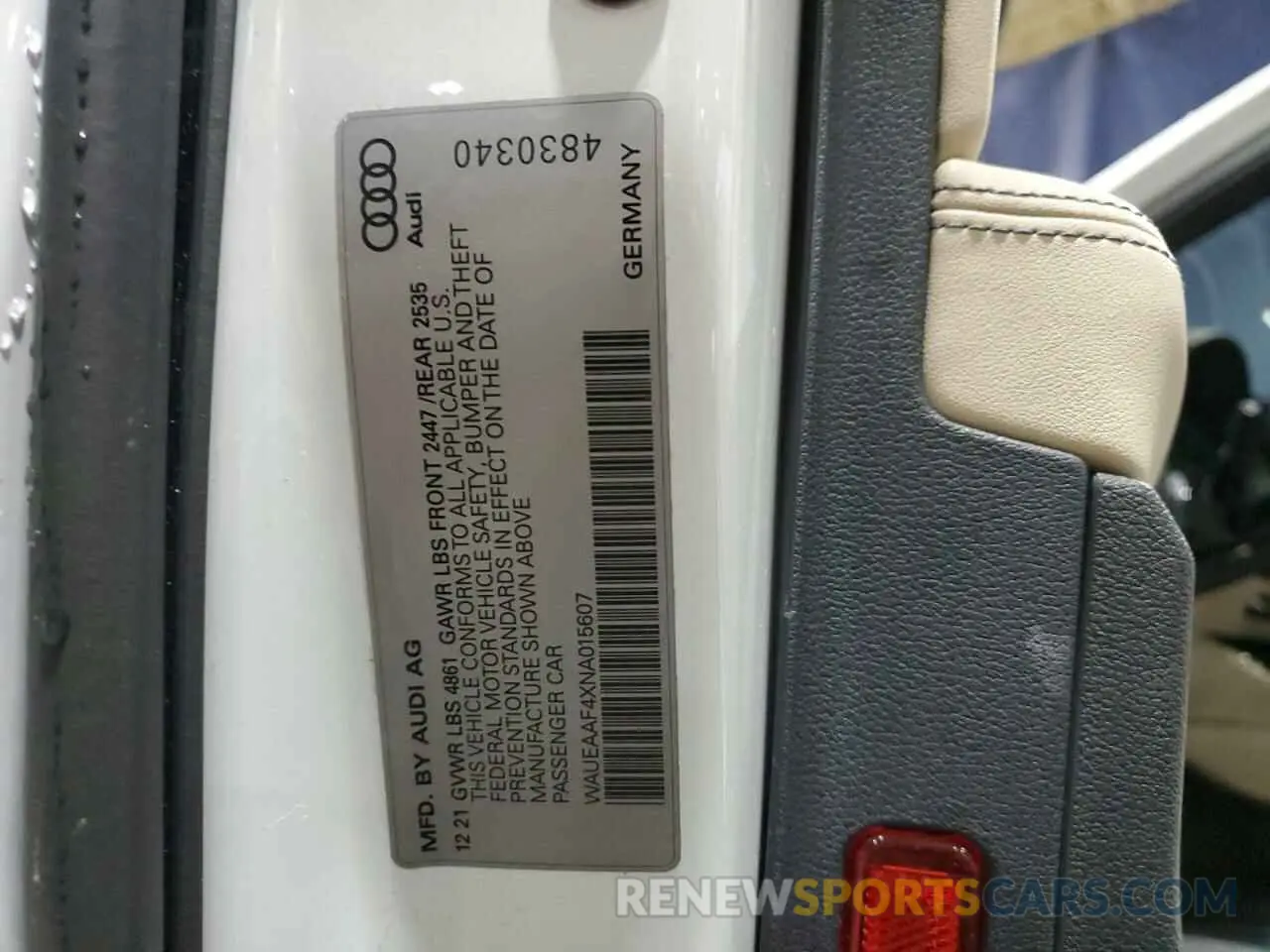 12 fotografías del automóvil dañado WAUEAAF4XNA015607 AUDI A4 2022