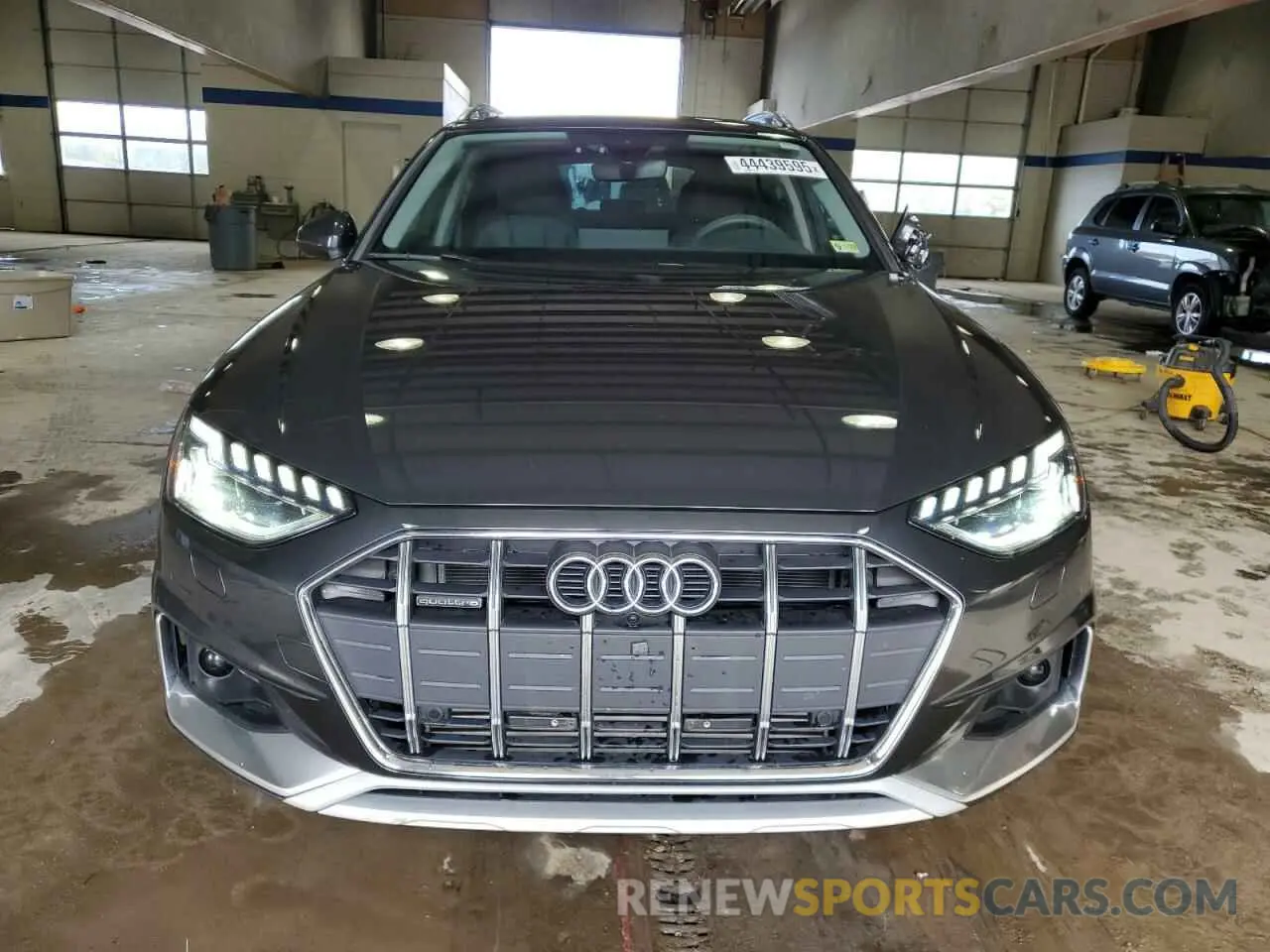 5 fotografías del automóvil dañado WA18AAF40PA027729 AUDI A4 2023