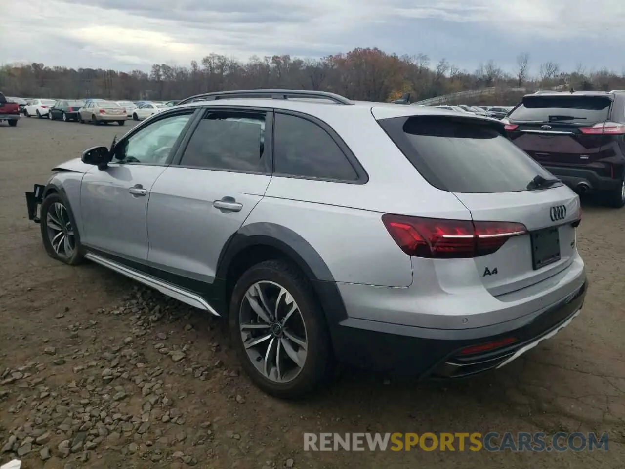 2 fotografías del automóvil dañado WA18AAF46PA047631 AUDI A4 2023