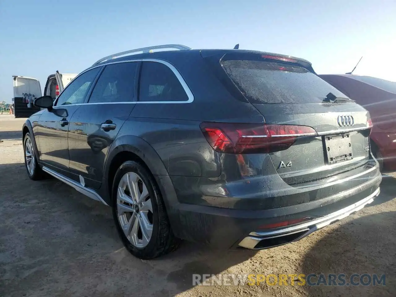 2 fotografías del automóvil dañado WA18AAF47PA040381 AUDI A4 2023
