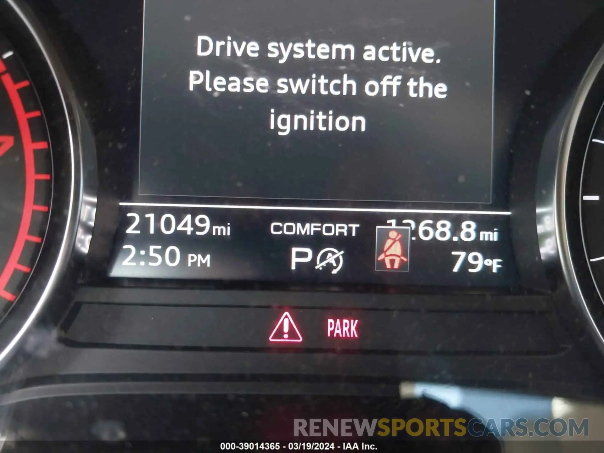 18 fotografías del automóvil dañado WAUABAF40PN006969 AUDI A4 2023