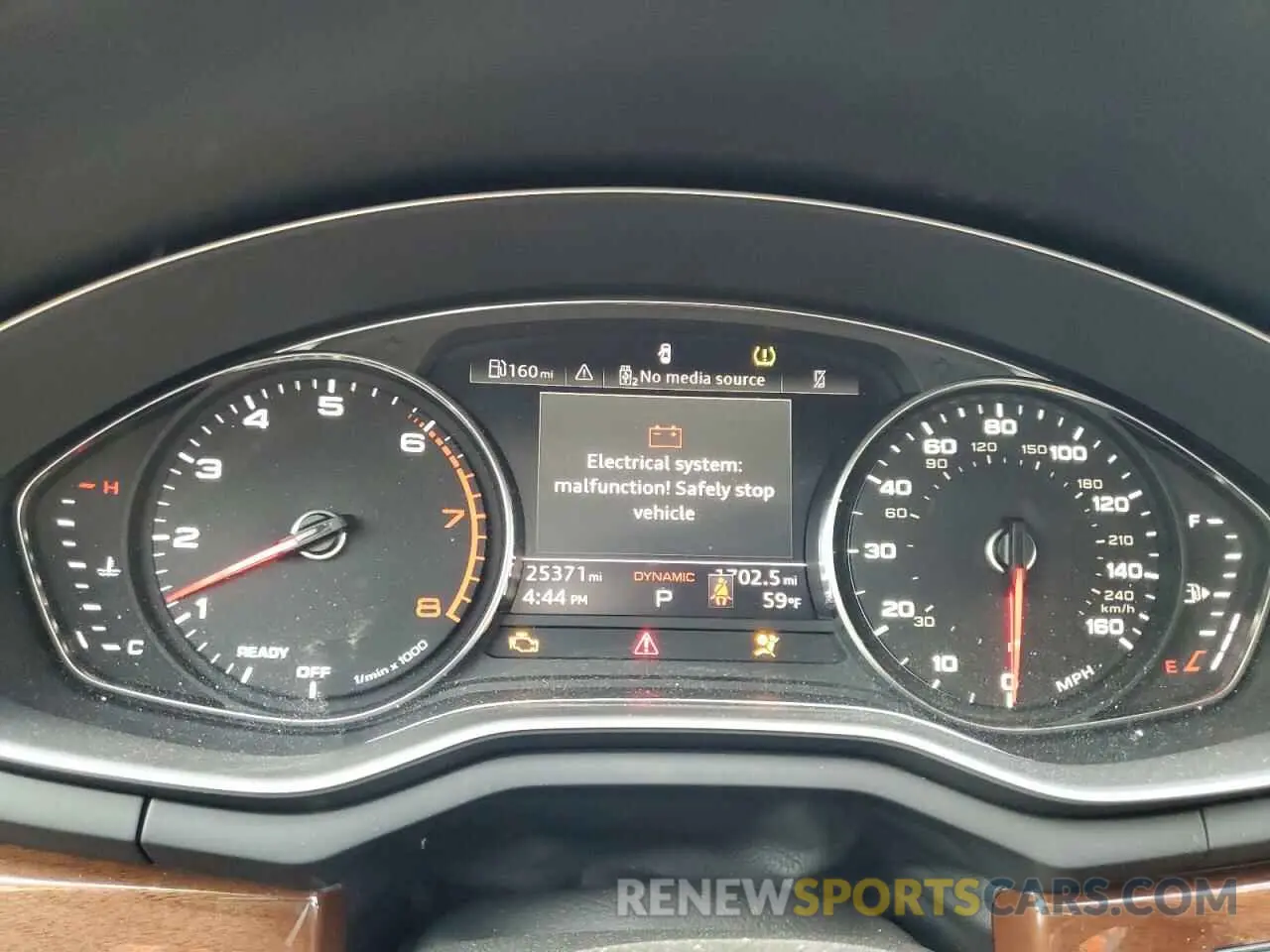 9 fotografías del automóvil dañado WAUABAF40PN020371 AUDI A4 2023