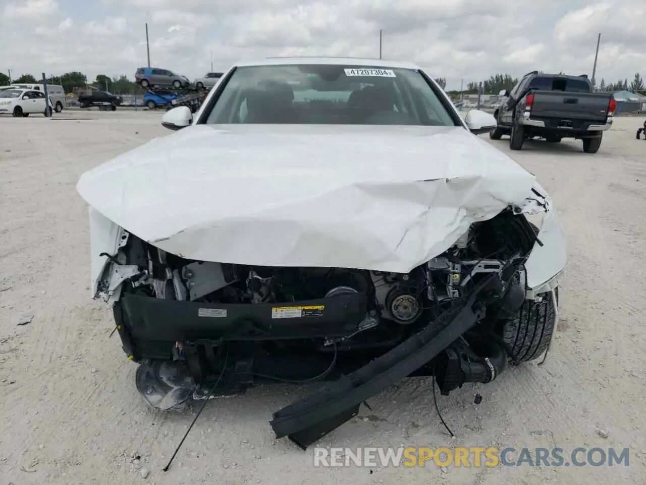 5 fotografías del automóvil dañado WAUABAF42PN000865 AUDI A4 2023
